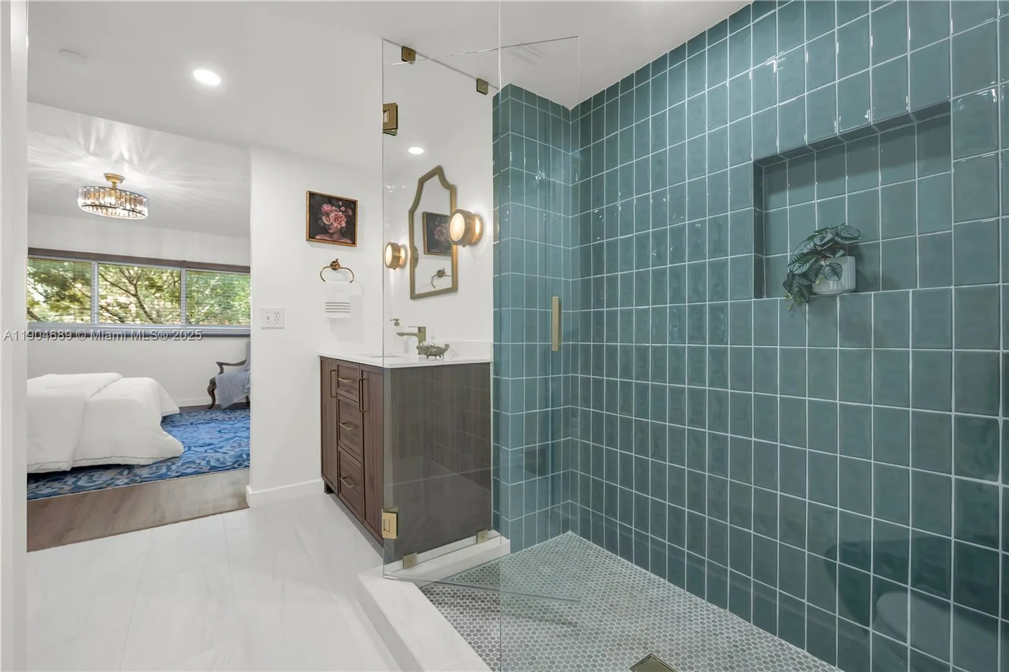 Property Slideshow image 10 of 18 | 701 sw 142nd ave 208s, Pembroke Pines, FL, 33027