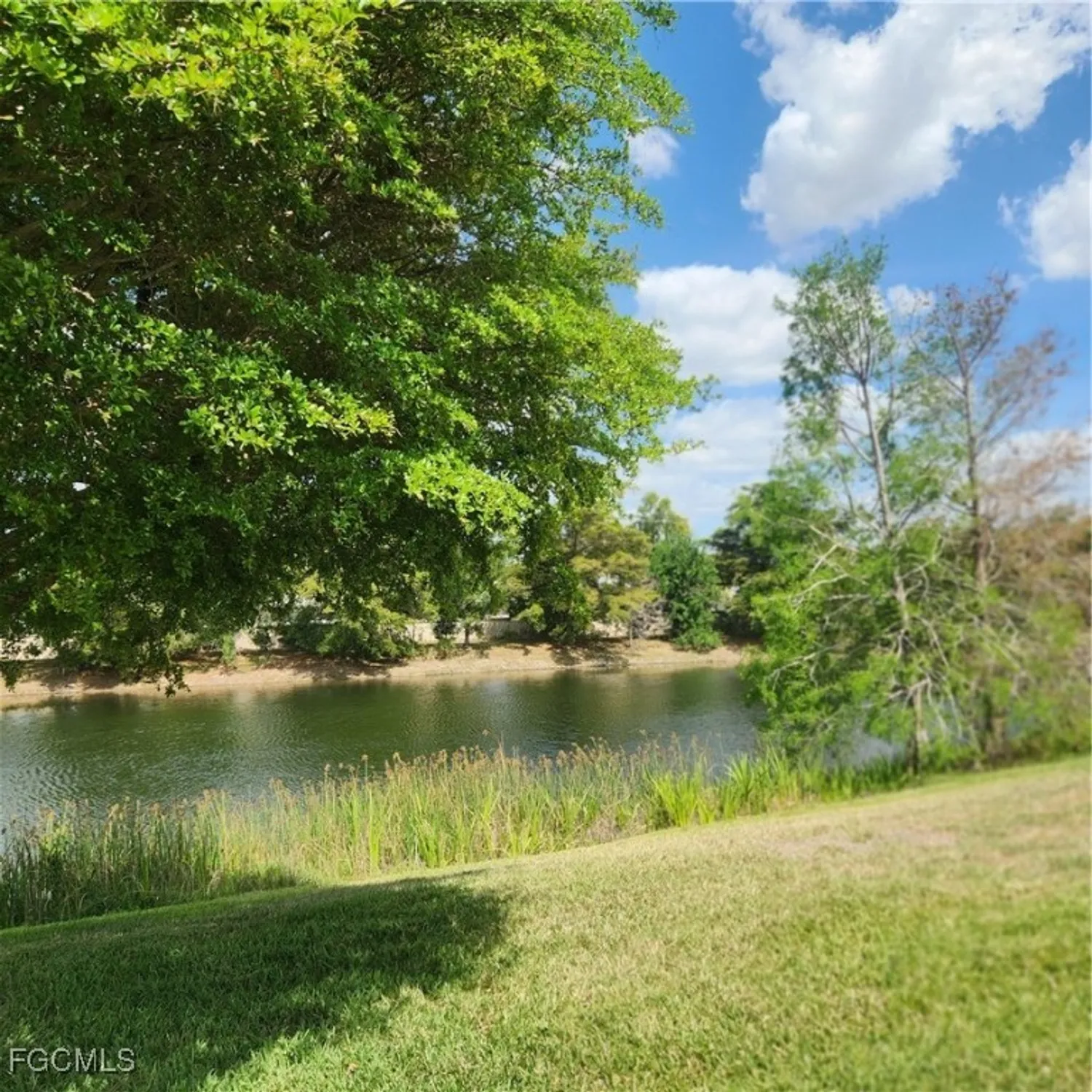 Property Slideshow image 6 of 7 | 14186 grosse point ln, Fort Myers, FL, 33919