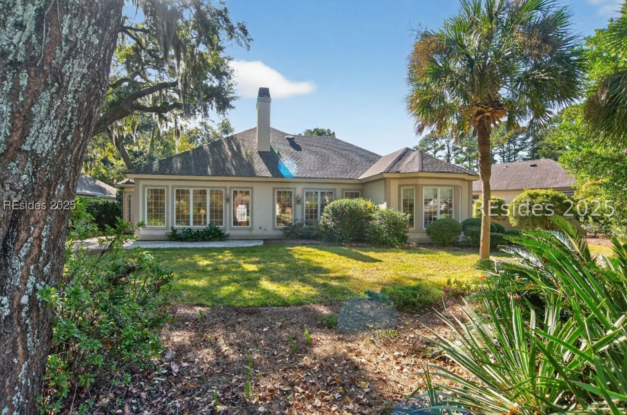 Property Slideshow image 27 of 44 | 10 glenmoor pl, Hilton Head Island, SC, 29926