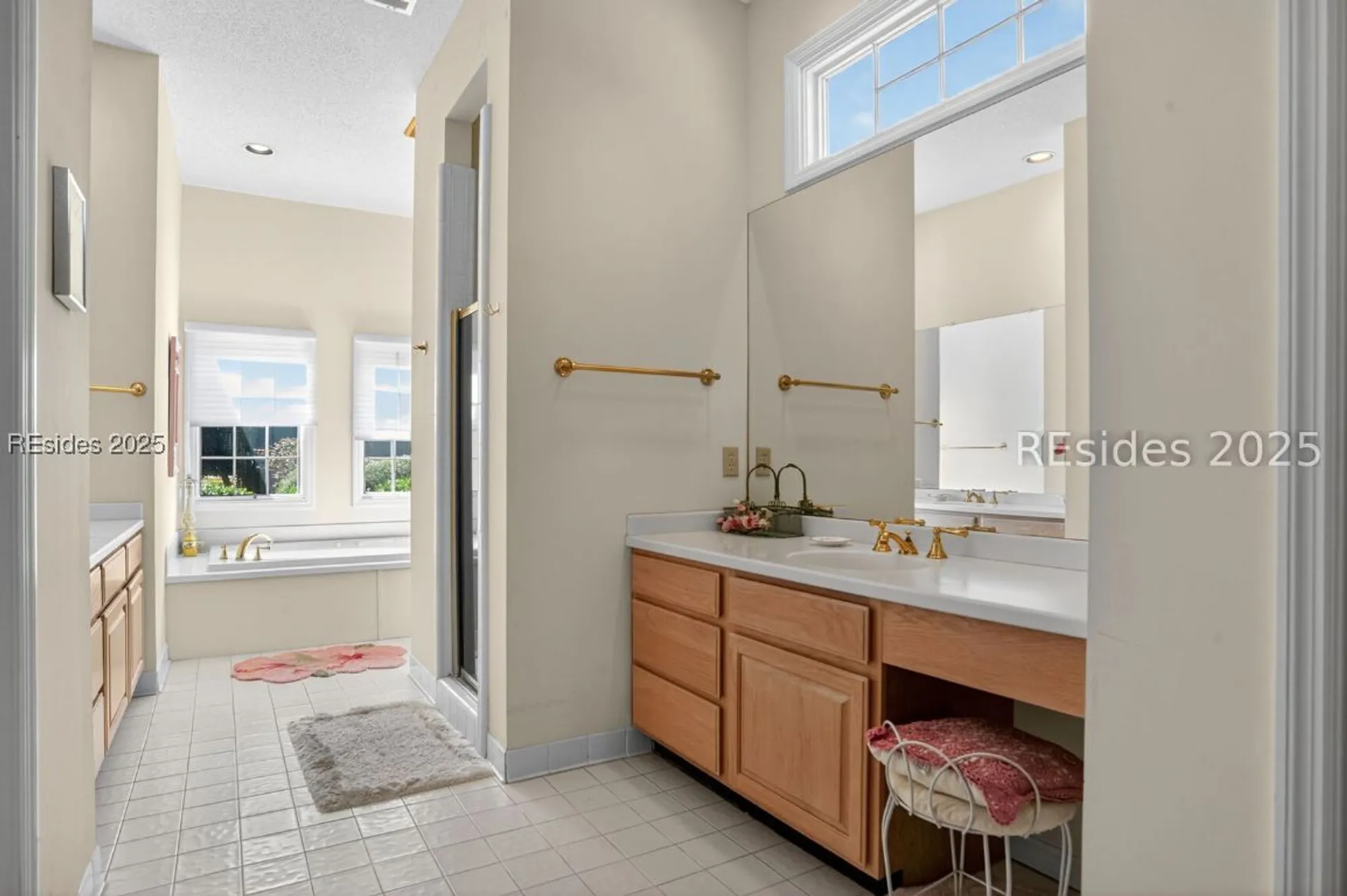 Property Slideshow image 21 of 44 | 10 glenmoor pl, Hilton Head Island, SC, 29926