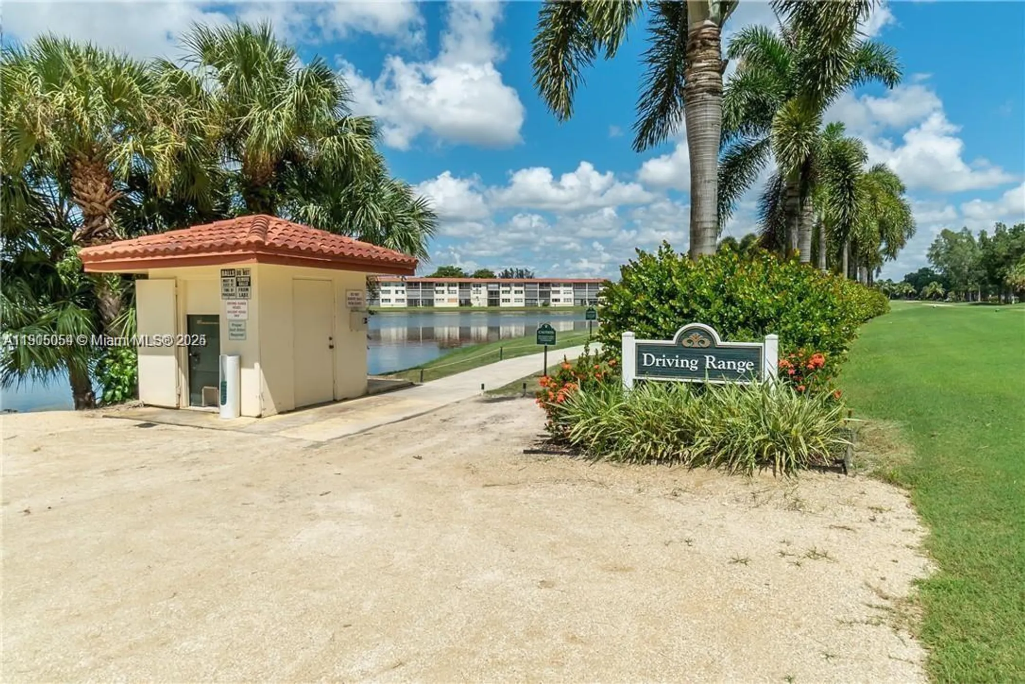 Property Slideshow image 15 of 22 | 9520 s hollybrook lake dr apt 205, Pembroke Pines, FL, 33025