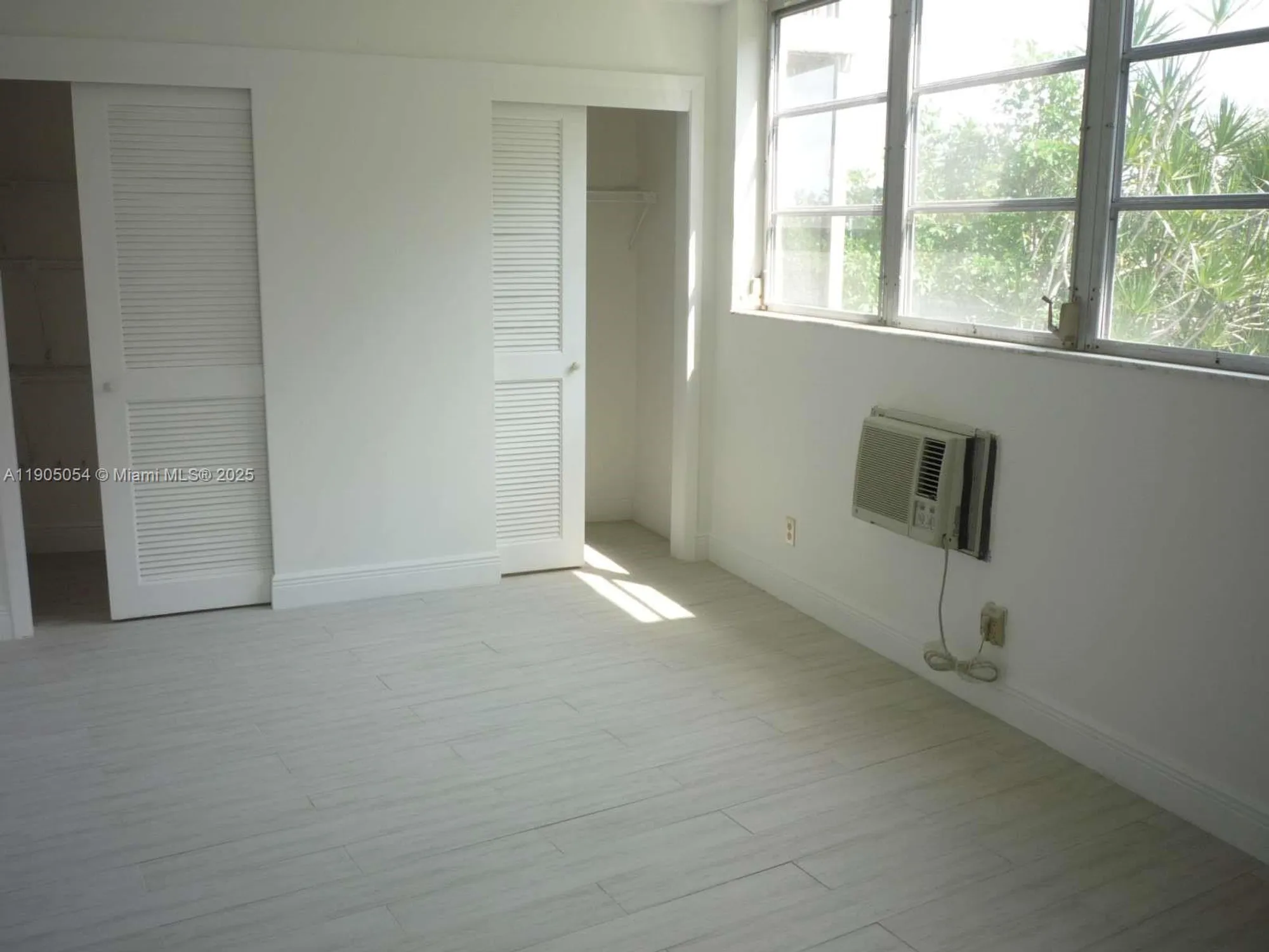 Property Slideshow image 12 of 22 | 9520 s hollybrook lake dr apt 205, Pembroke Pines, FL, 33025