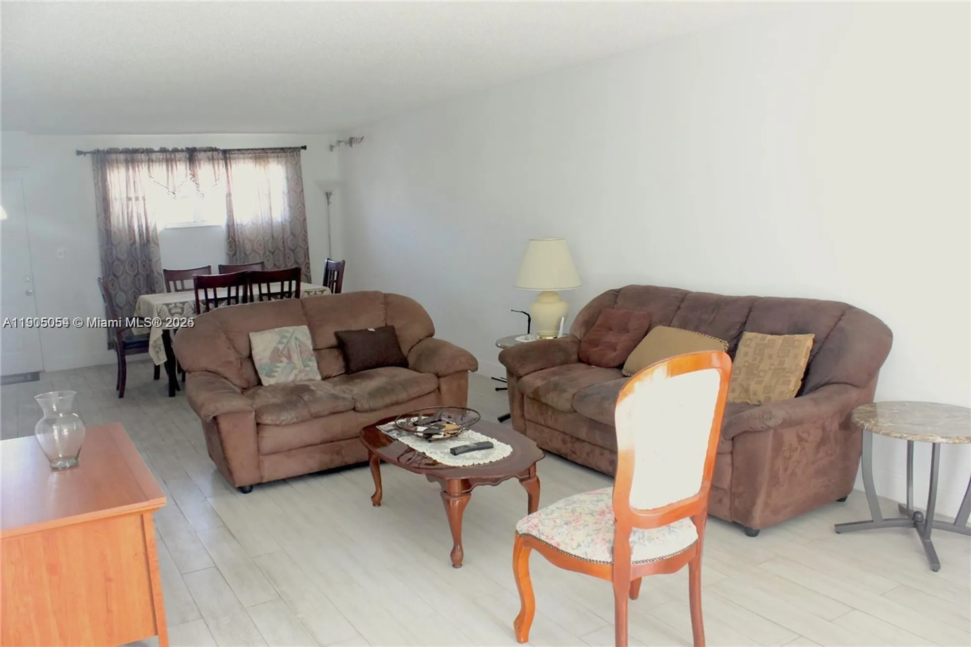 Property Slideshow image 5 of 22 | 9520 s hollybrook lake dr apt 205, Pembroke Pines, FL, 33025