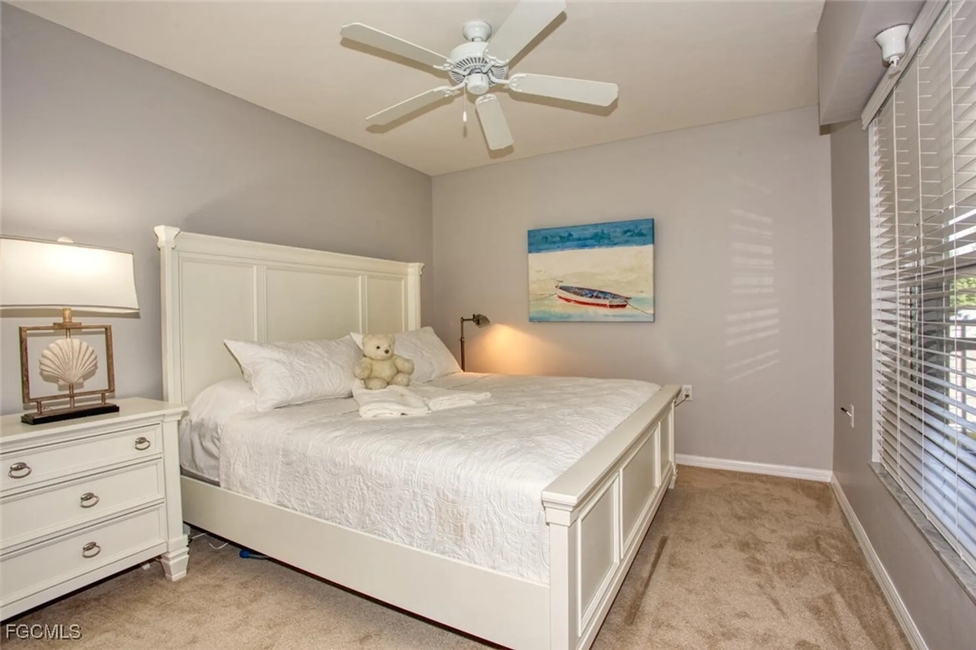 Property Slideshow image 19 of 48 | 10371 mcarthur palm ln 2823, Fort Myers, FL, 33966