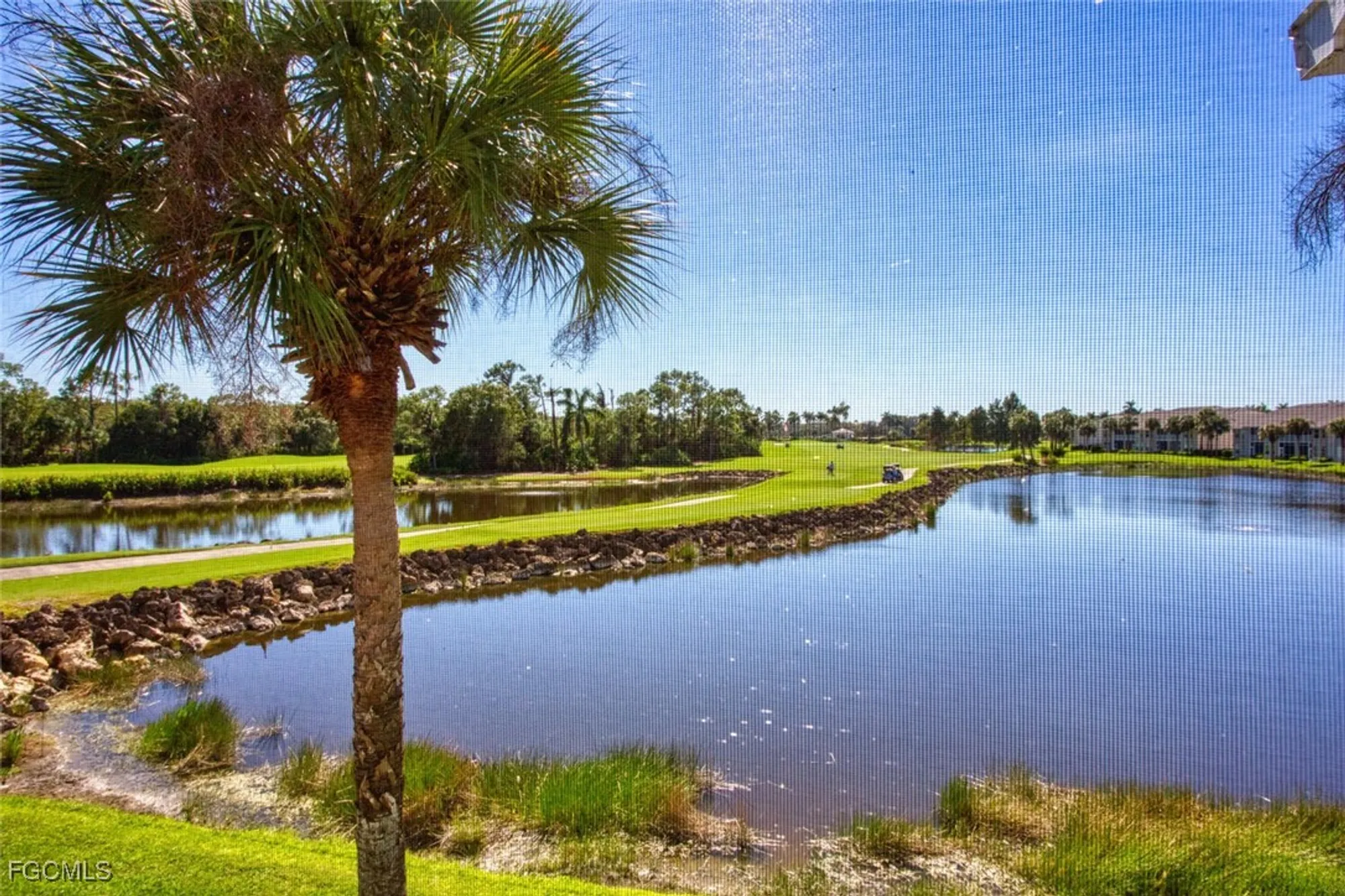 Property Slideshow image 13 of 48 | 10371 mcarthur palm ln 2823, Fort Myers, FL, 33966