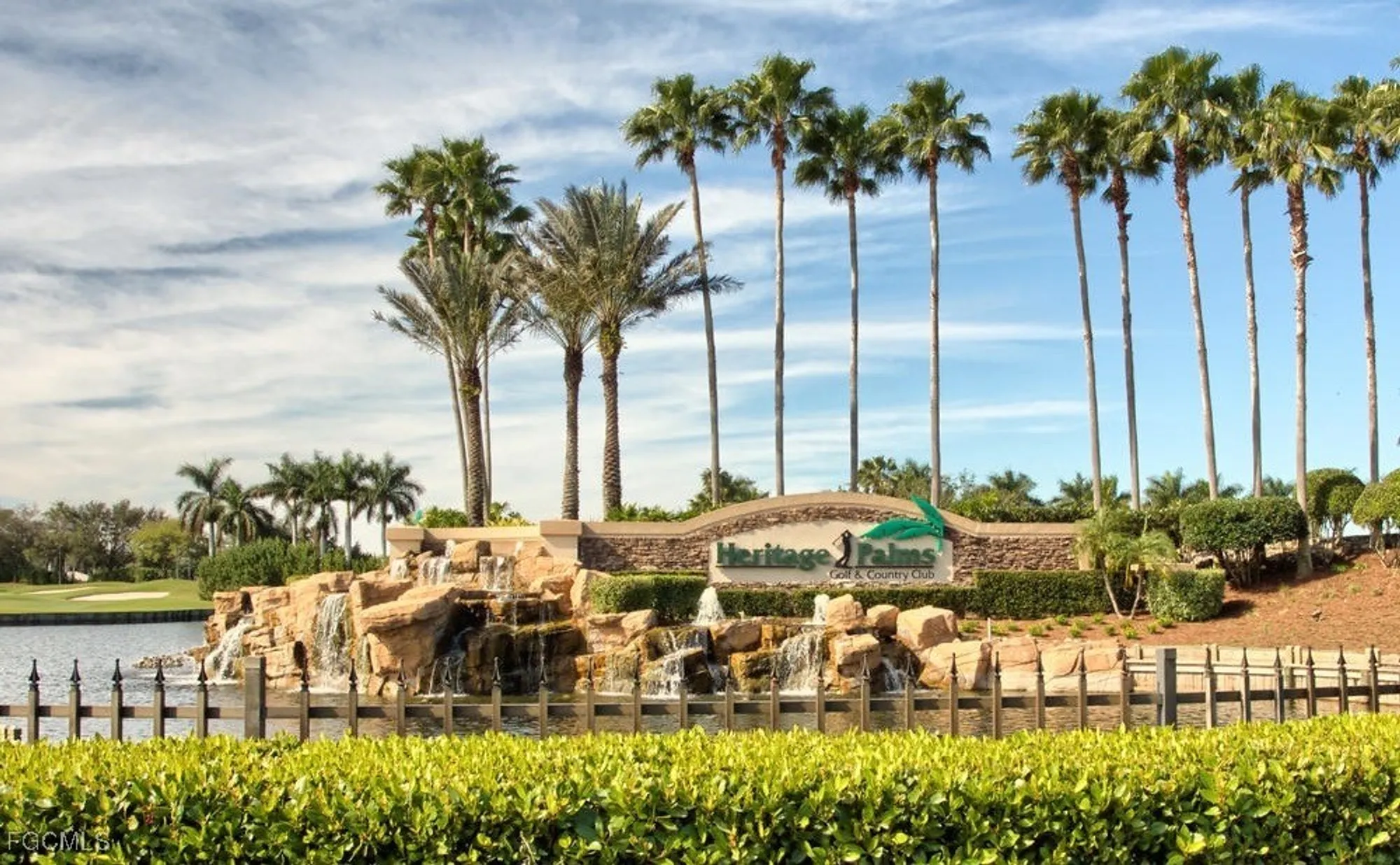 Property Slideshow image 27 of 48 | 10371 mcarthur palm ln 2823, Fort Myers, FL, 33966