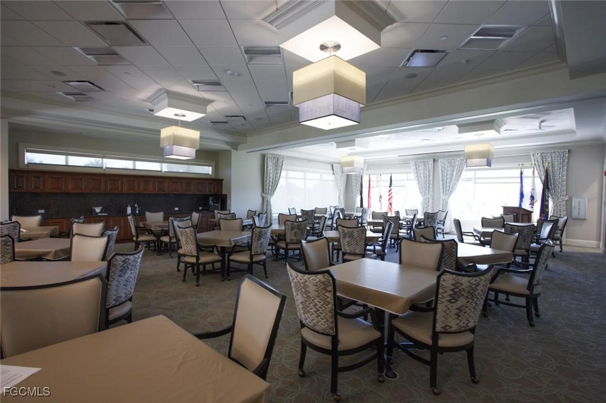 Property Slideshow image 29 of 48 | 10371 mcarthur palm ln 2823, Fort Myers, FL, 33966