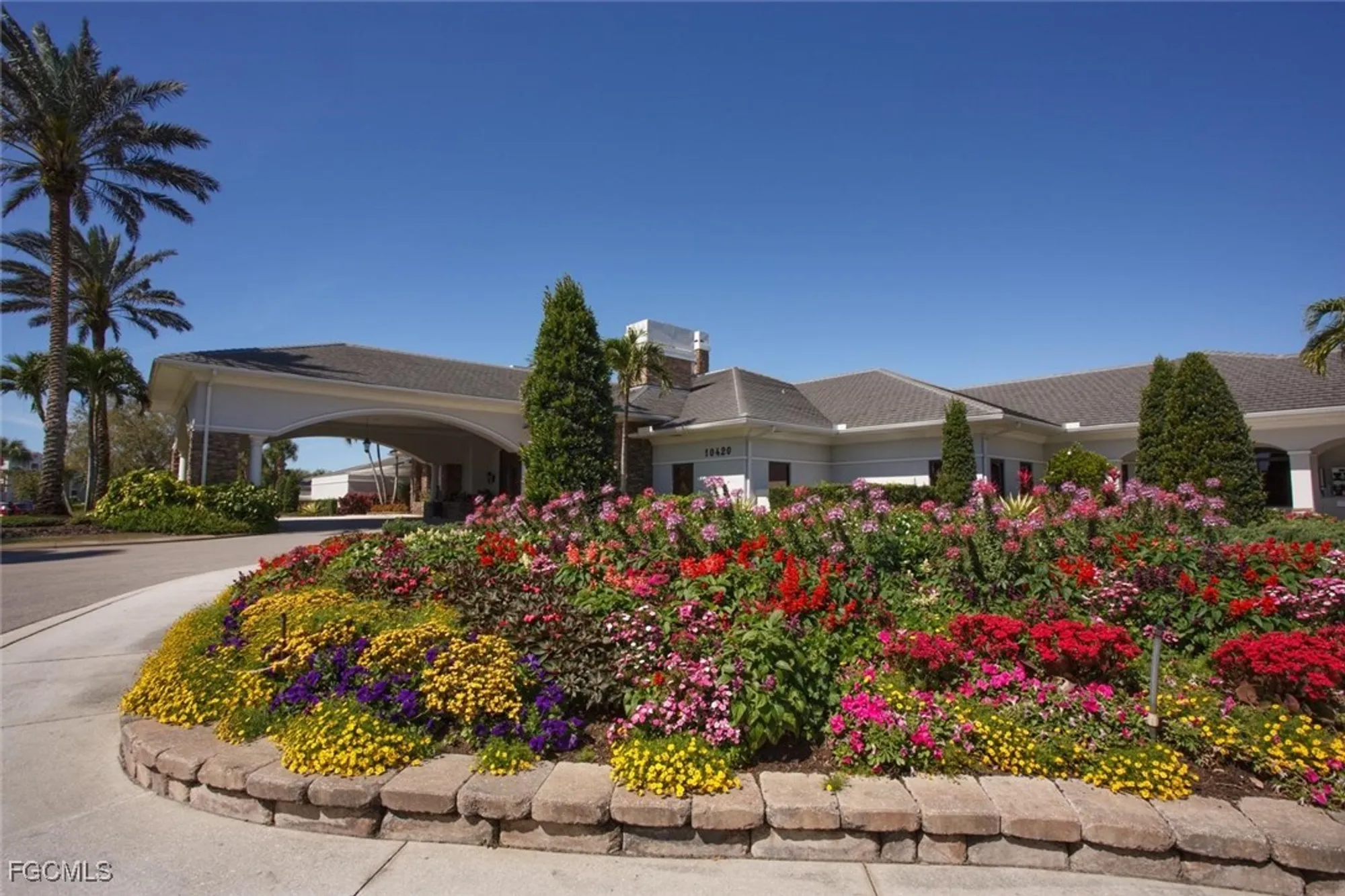 Property Slideshow image 30 of 48 | 10371 mcarthur palm ln 2823, Fort Myers, FL, 33966