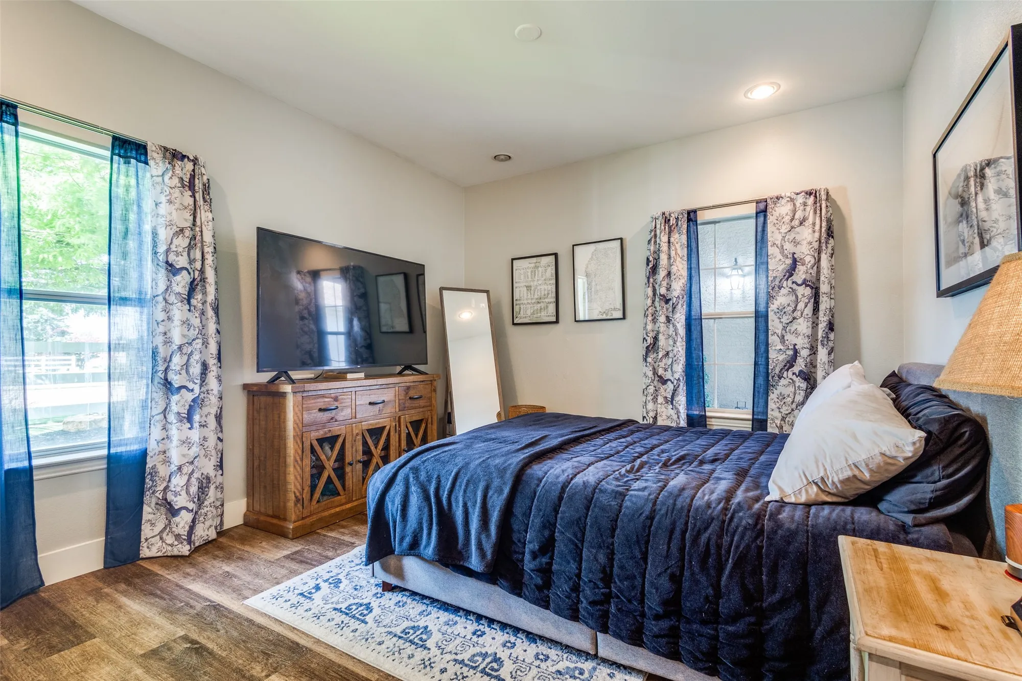 Property Slideshow image 21 of 34 | 10709 murray s johnson st, Denton, TX, 76207