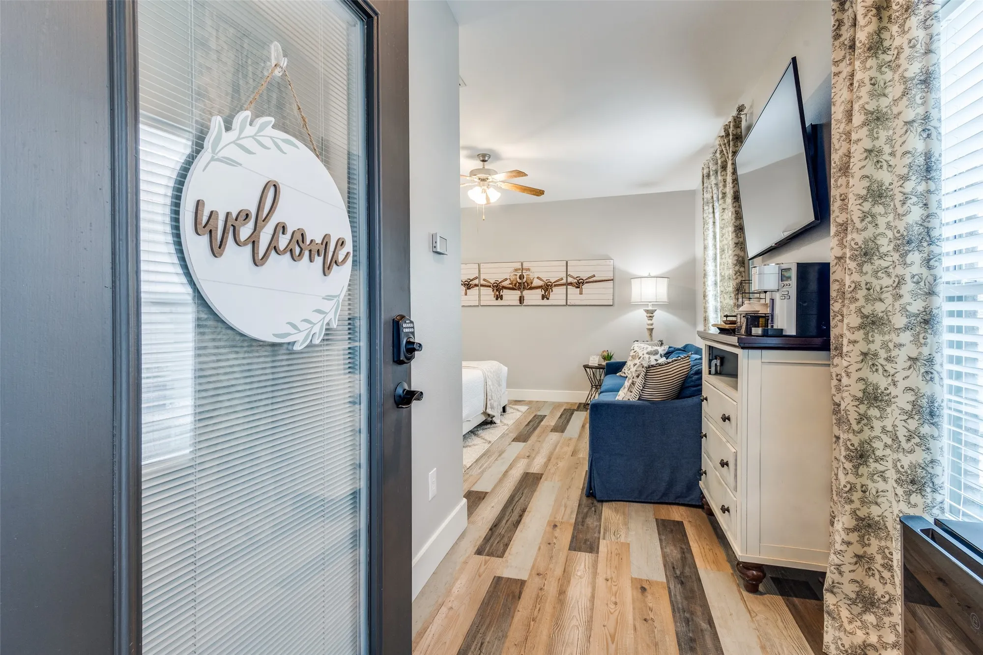 Property Slideshow image 23 of 34 | 10709 murray s johnson st, Denton, TX, 76207