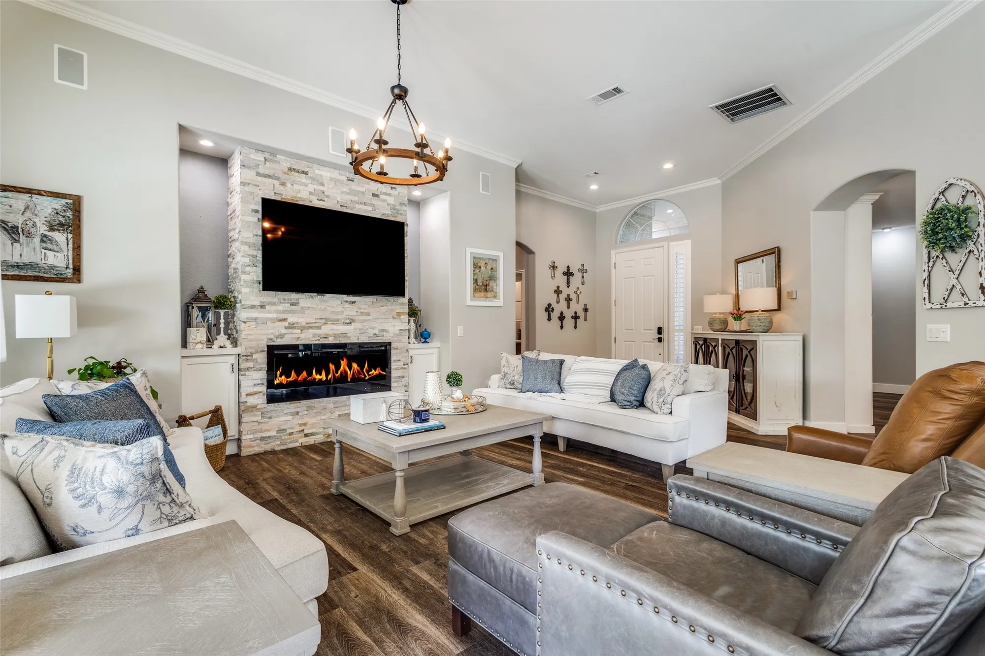 Property Slideshow image 6 of 34 | 10709 murray s johnson st, Denton, TX, 76207