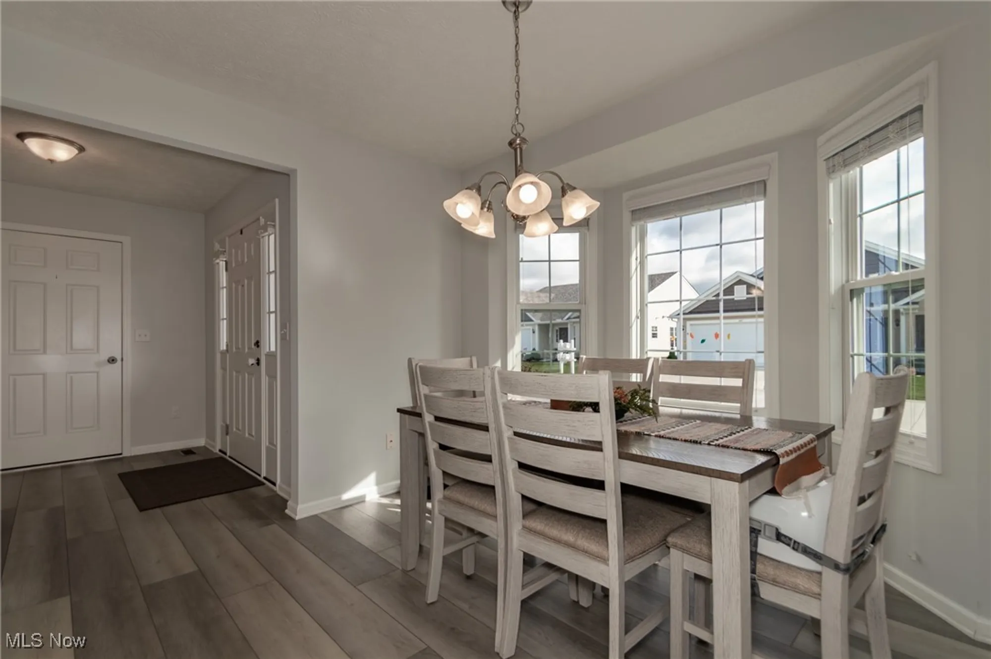 Property Slideshow image 14 of 39 | 144 prestwyck ln, Elyria, OH, 44035