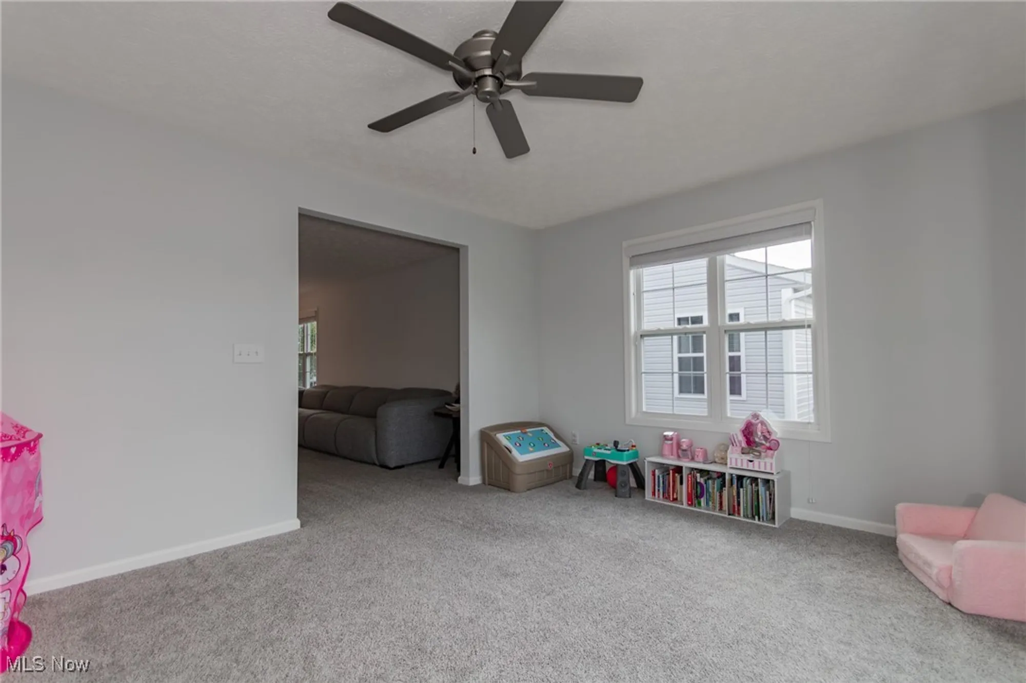 Property Slideshow image 18 of 39 | 144 prestwyck ln, Elyria, OH, 44035