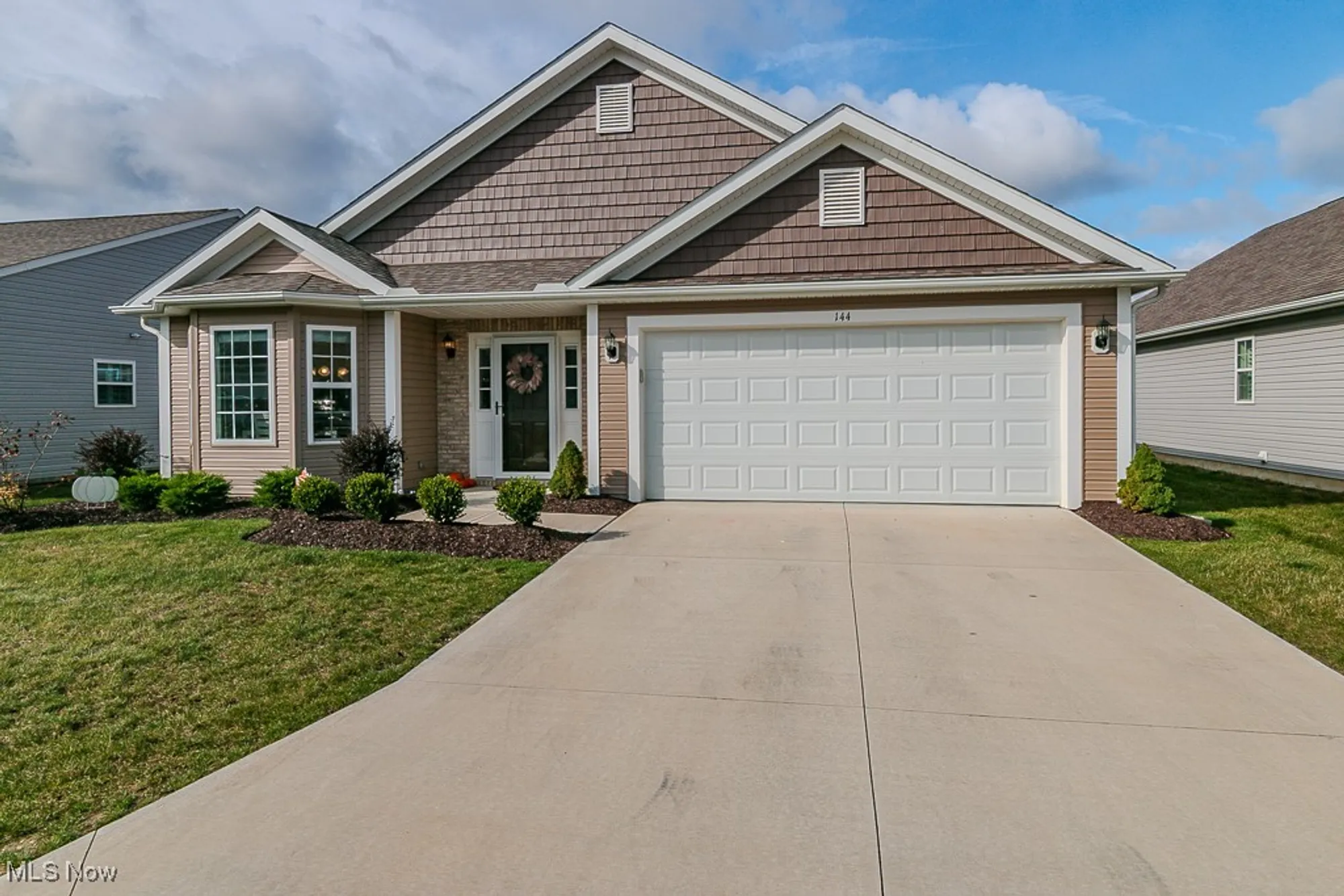 Property Slideshow image 38 of 39 | 144 prestwyck ln, Elyria, OH, 44035