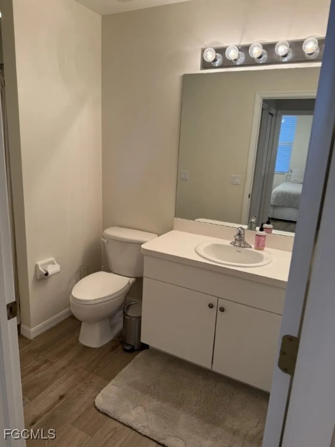 Property Slideshow image 16 of 22 | 10370 washingtonia palm way 4325, Fort Myers, FL, 33966