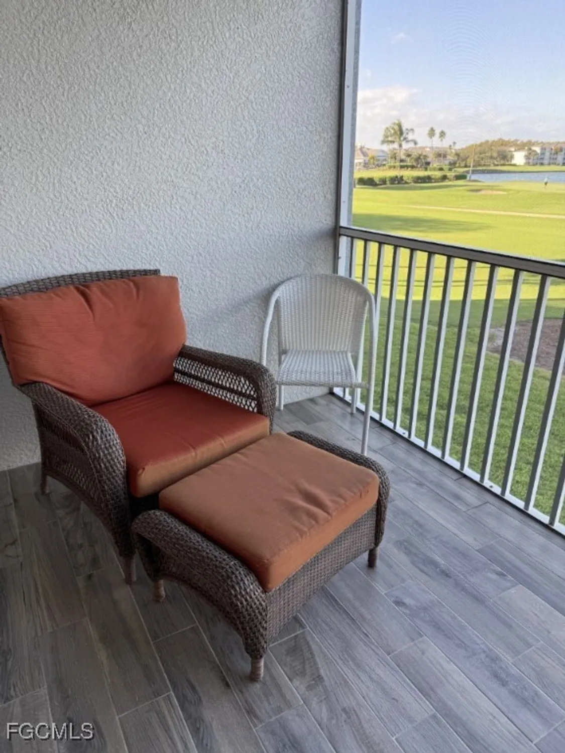 Property Slideshow image 19 of 22 | 10370 washingtonia palm way 4325, Fort Myers, FL, 33966