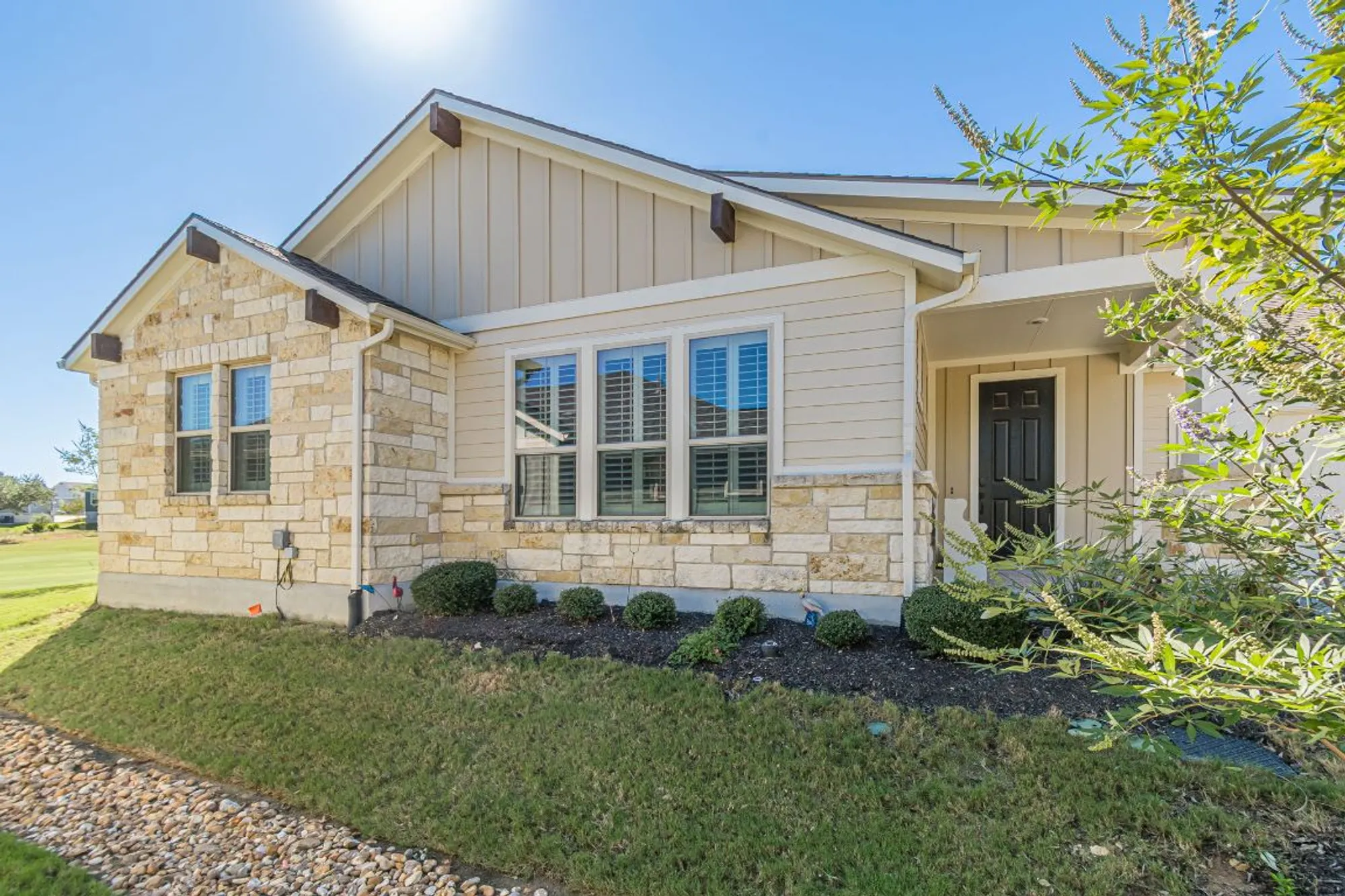 Property Slideshow image 3 of 40 | 344 dancing oak ln unit 104, San Marcos, TX, 78666