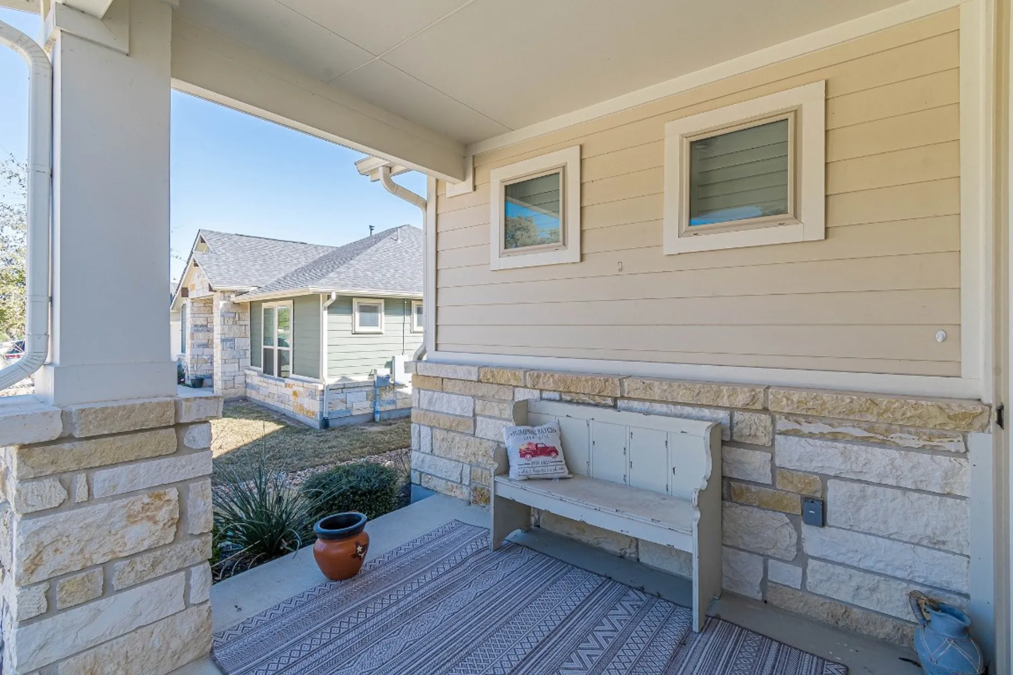 Property Slideshow image 5 of 40 | 344 dancing oak ln unit 104, San Marcos, TX, 78666