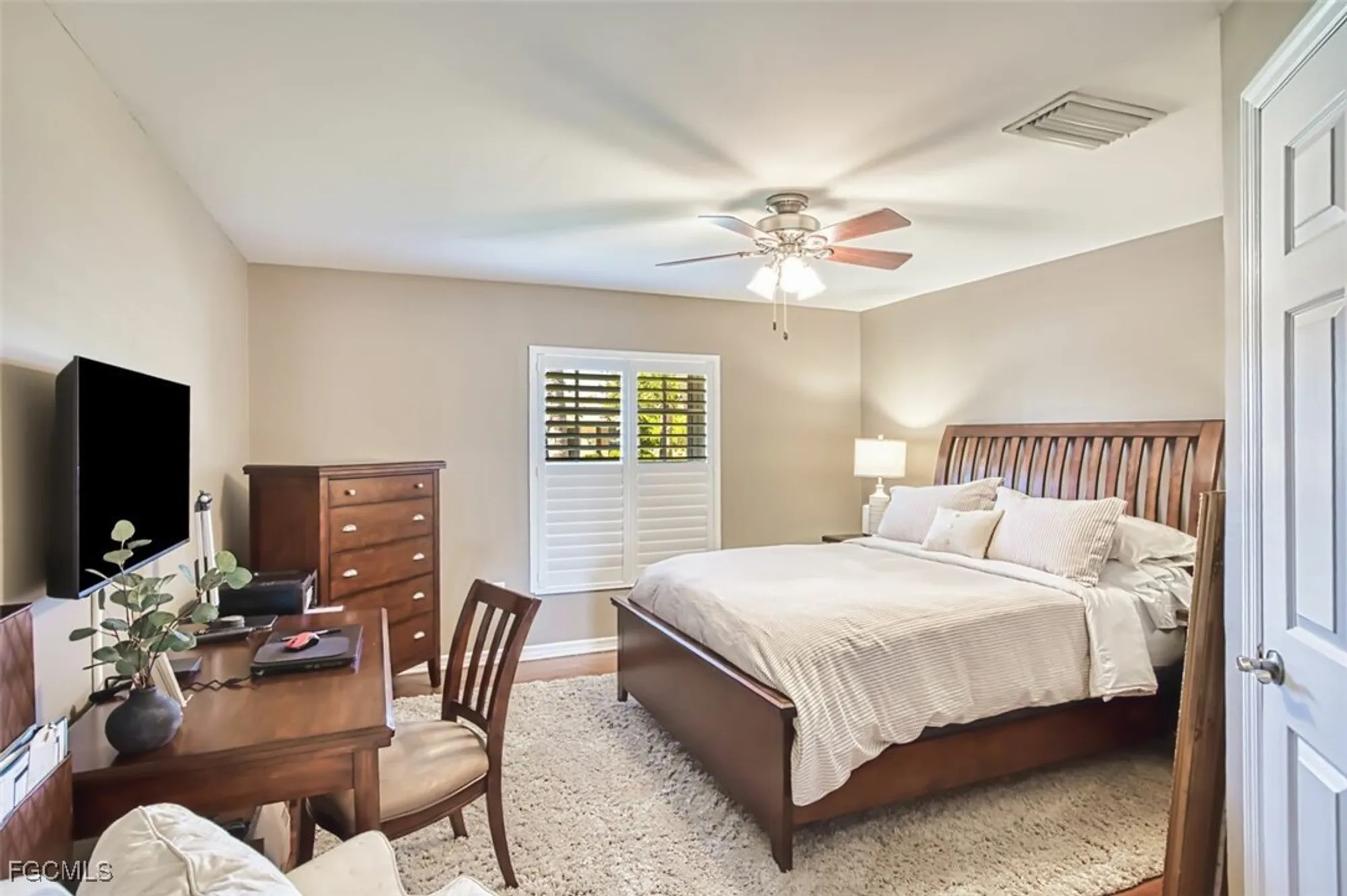 Property Slideshow image 10 of 49 | 10037 oakhurst way, Fort Myers, FL, 33913