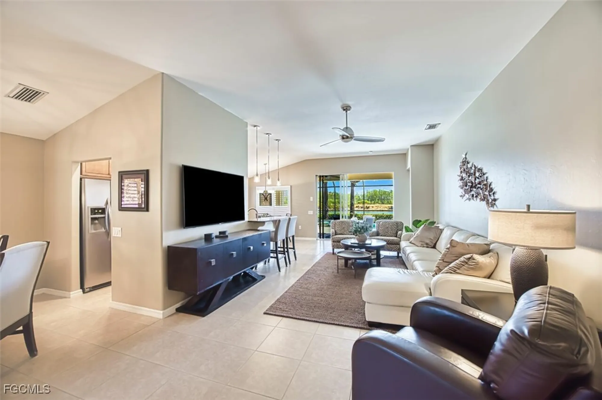 Property Slideshow image 11 of 49 | 10037 oakhurst way, Fort Myers, FL, 33913