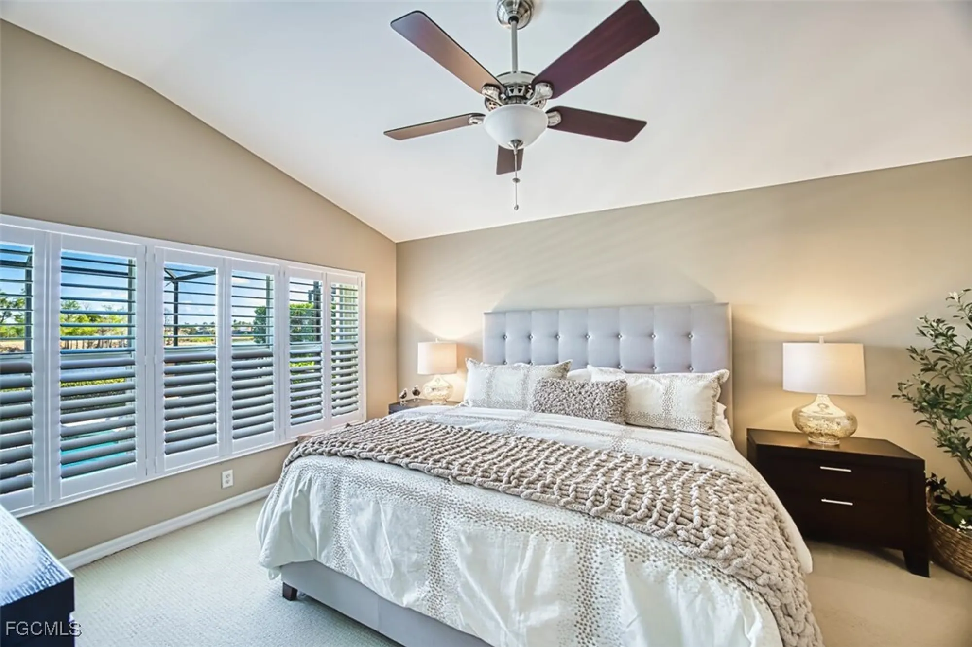Property Slideshow image 21 of 49 | 10037 oakhurst way, Fort Myers, FL, 33913