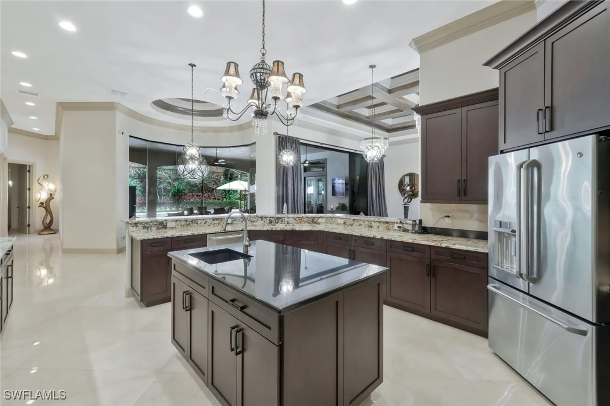Property Slideshow image 11 of 50 | 5869 hammock isles cir, Naples, FL, 34119