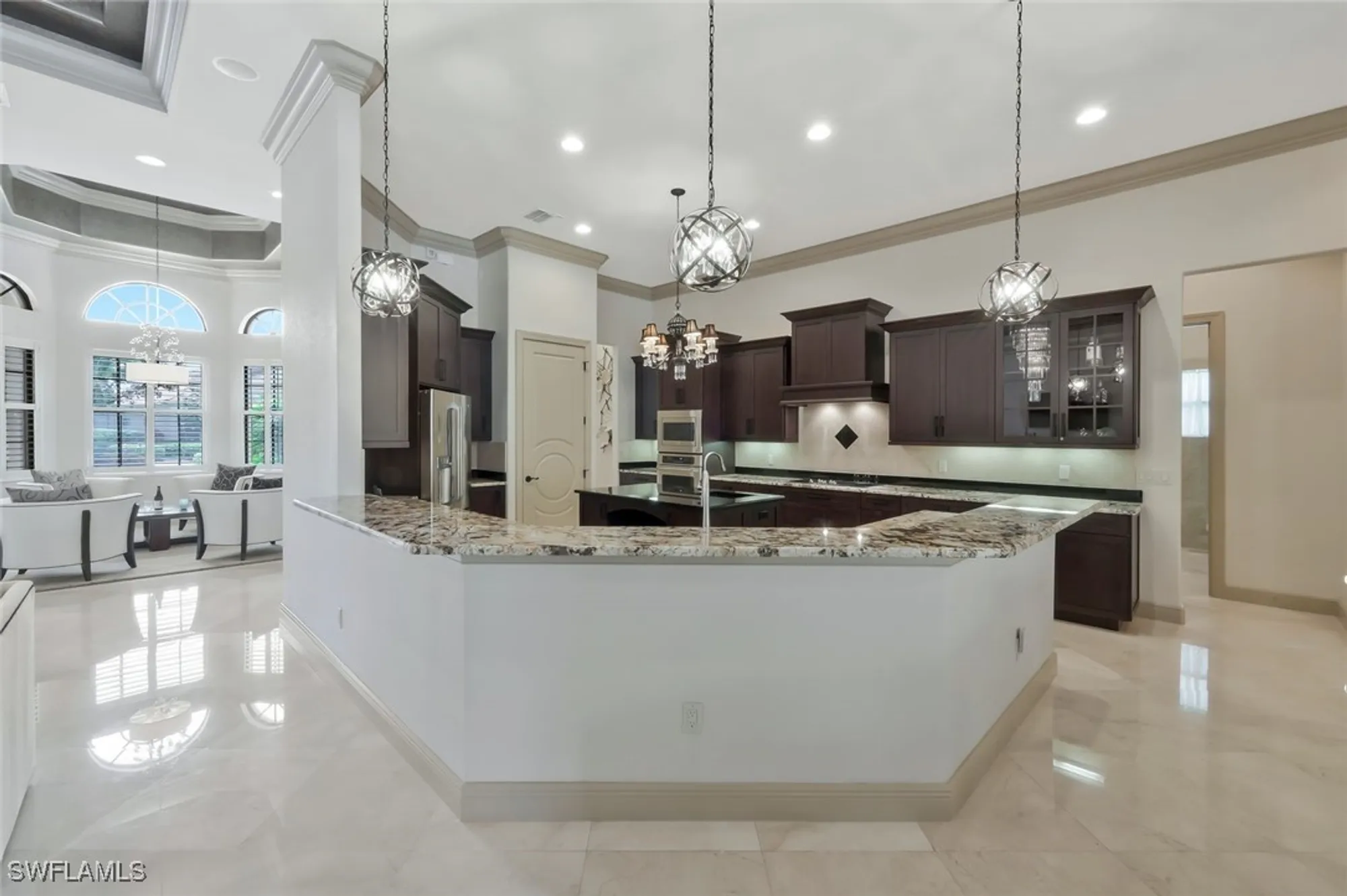 Property Slideshow image 13 of 50 | 5869 hammock isles cir, Naples, FL, 34119