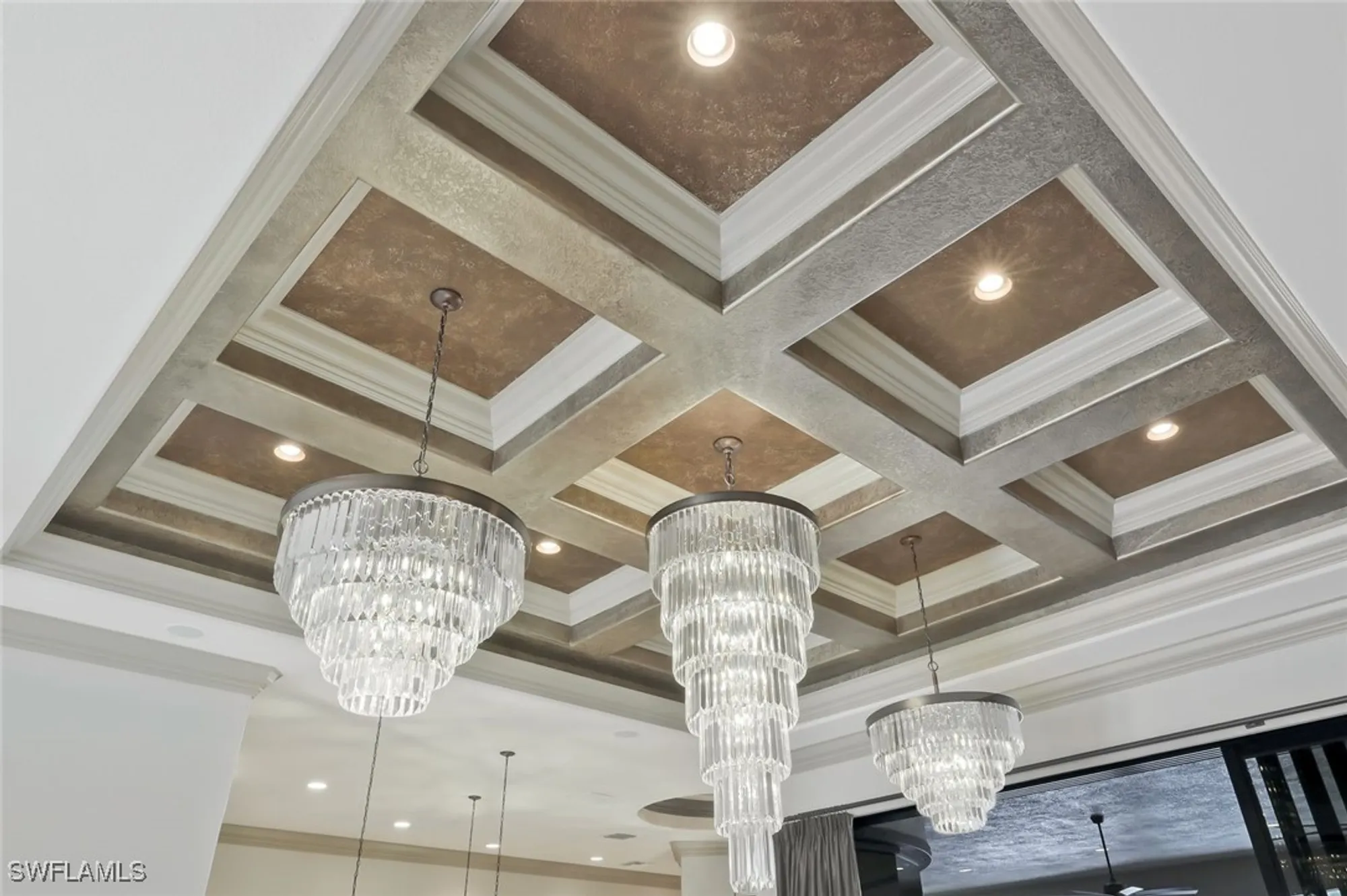 Property Slideshow image 9 of 50 | 5869 hammock isles cir, Naples, FL, 34119