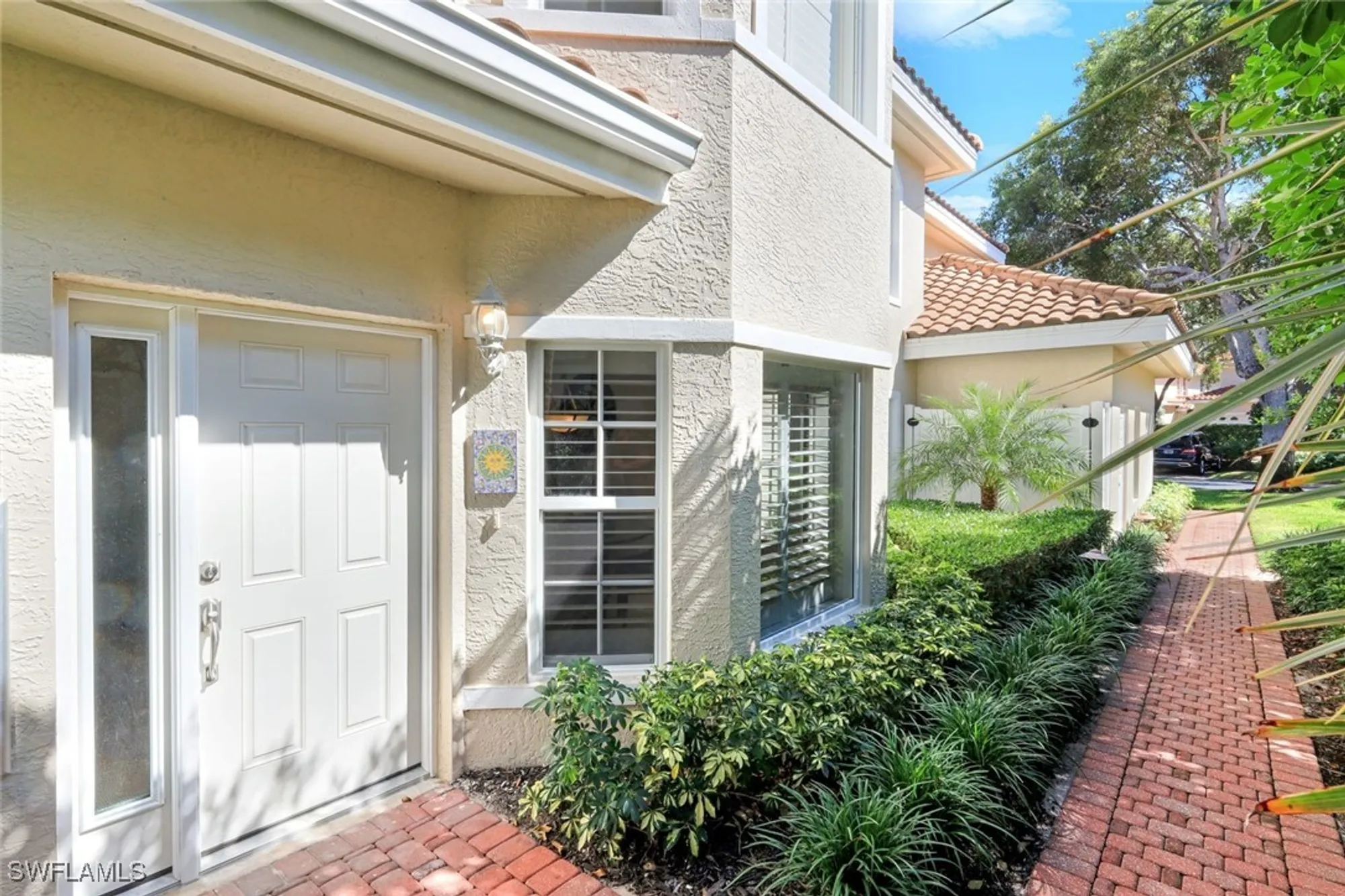 Property Slideshow image 2 of 37 | 8453 abbington cir 811, Naples, FL, 34108