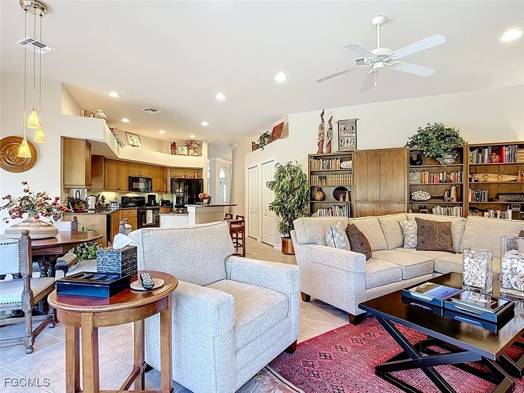 Property Slideshow image 18 of 50 | 11142 seminole palm way, Fort Myers, FL, 33966