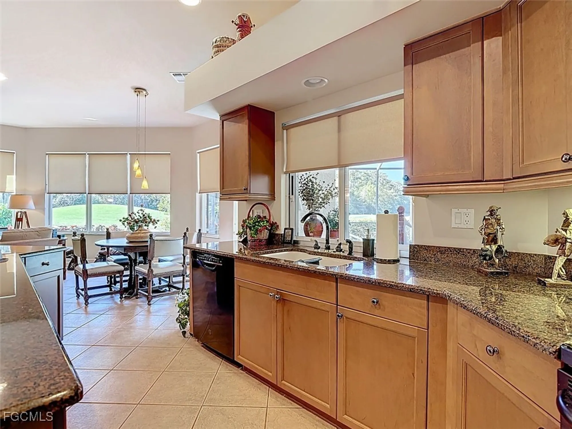 Property Slideshow image 10 of 50 | 11142 seminole palm way, Fort Myers, FL, 33966