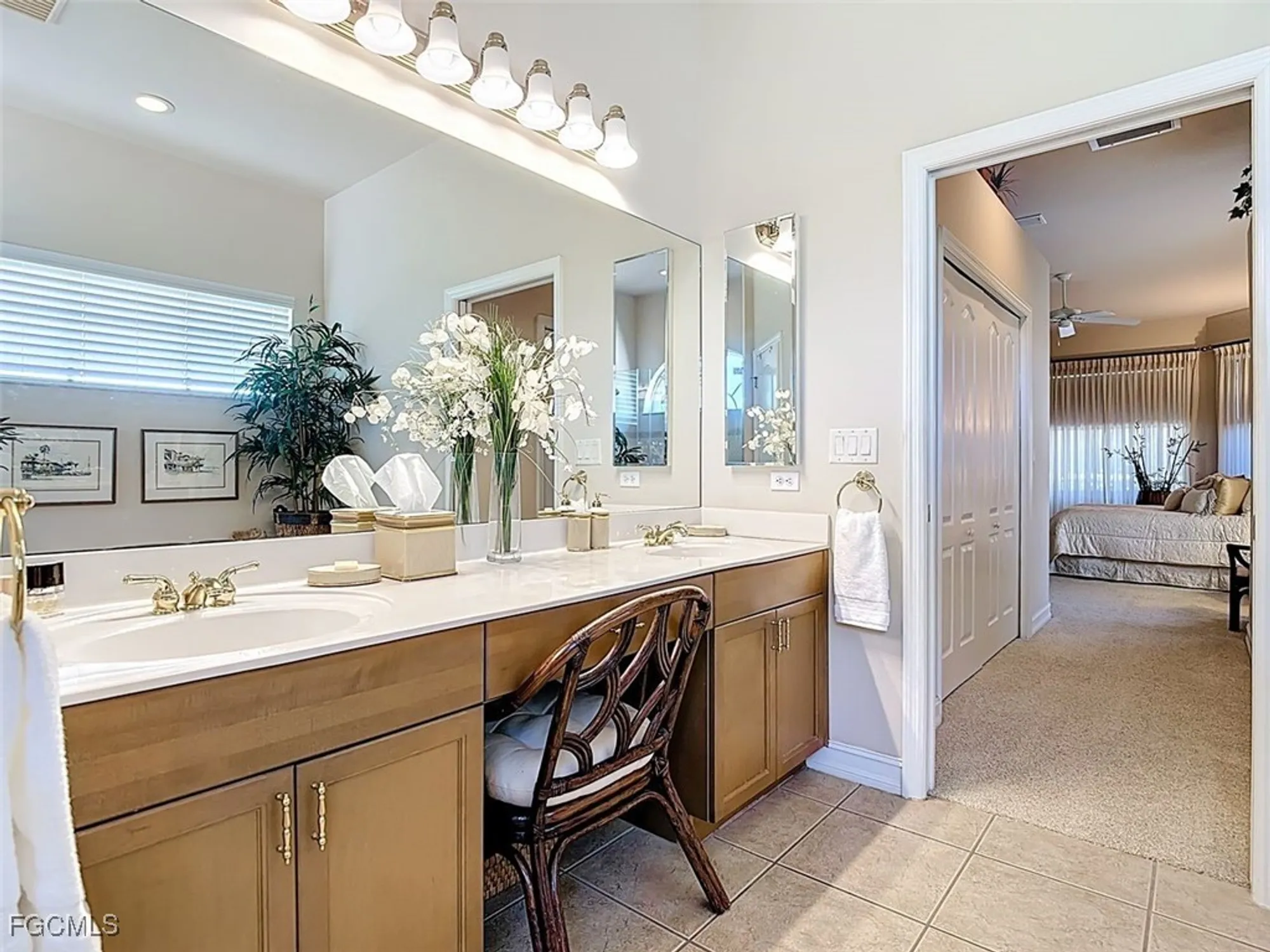 Property Slideshow image 24 of 50 | 11142 seminole palm way, Fort Myers, FL, 33966