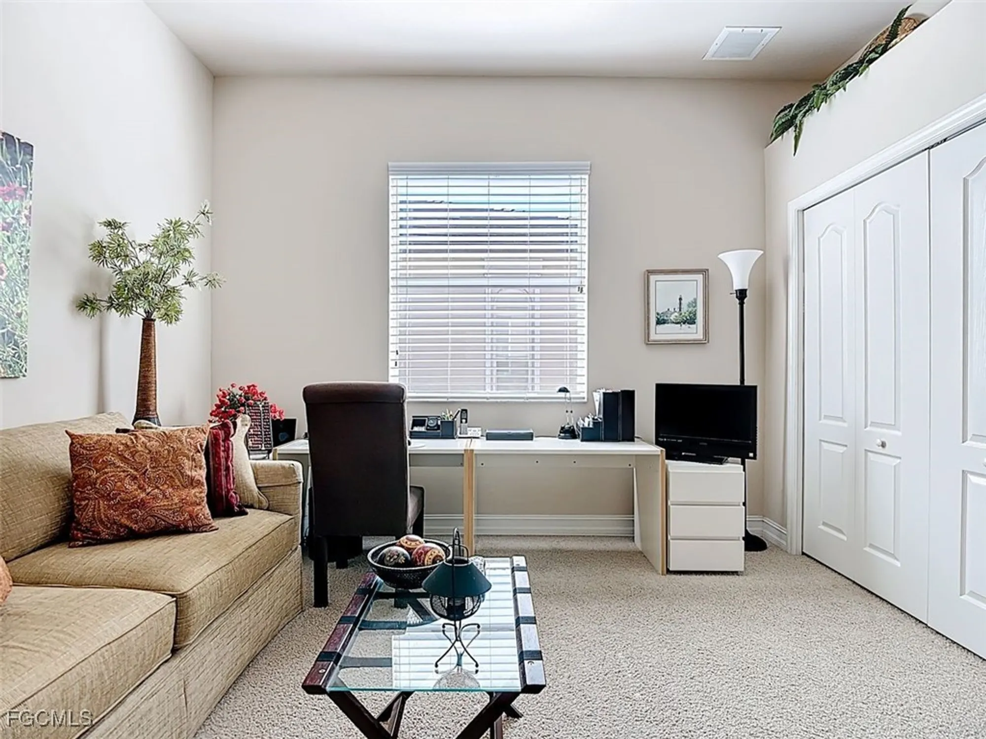 Property Slideshow image 29 of 50 | 11142 seminole palm way, Fort Myers, FL, 33966