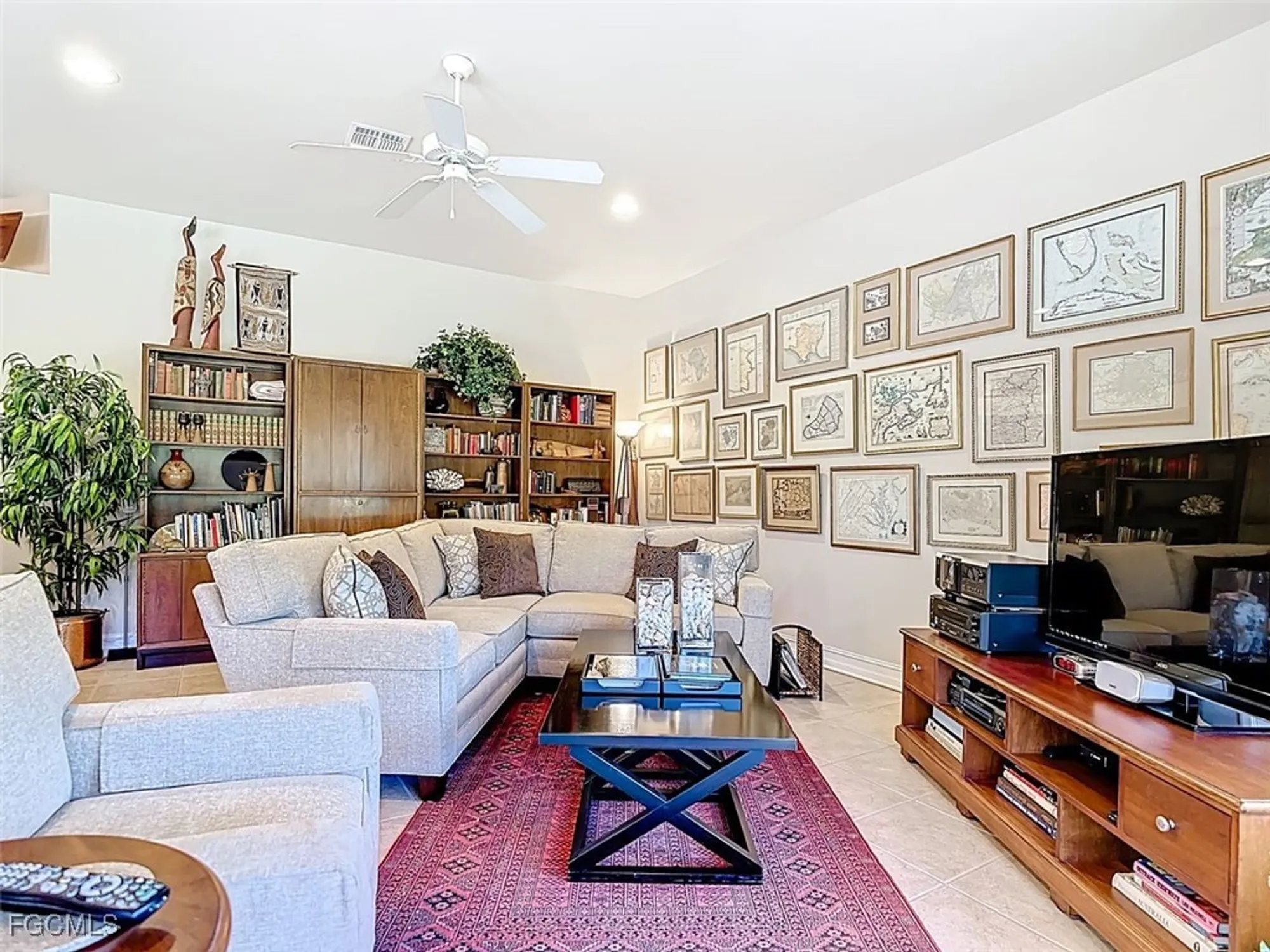 Property Slideshow image 20 of 50 | 11142 seminole palm way, Fort Myers, FL, 33966