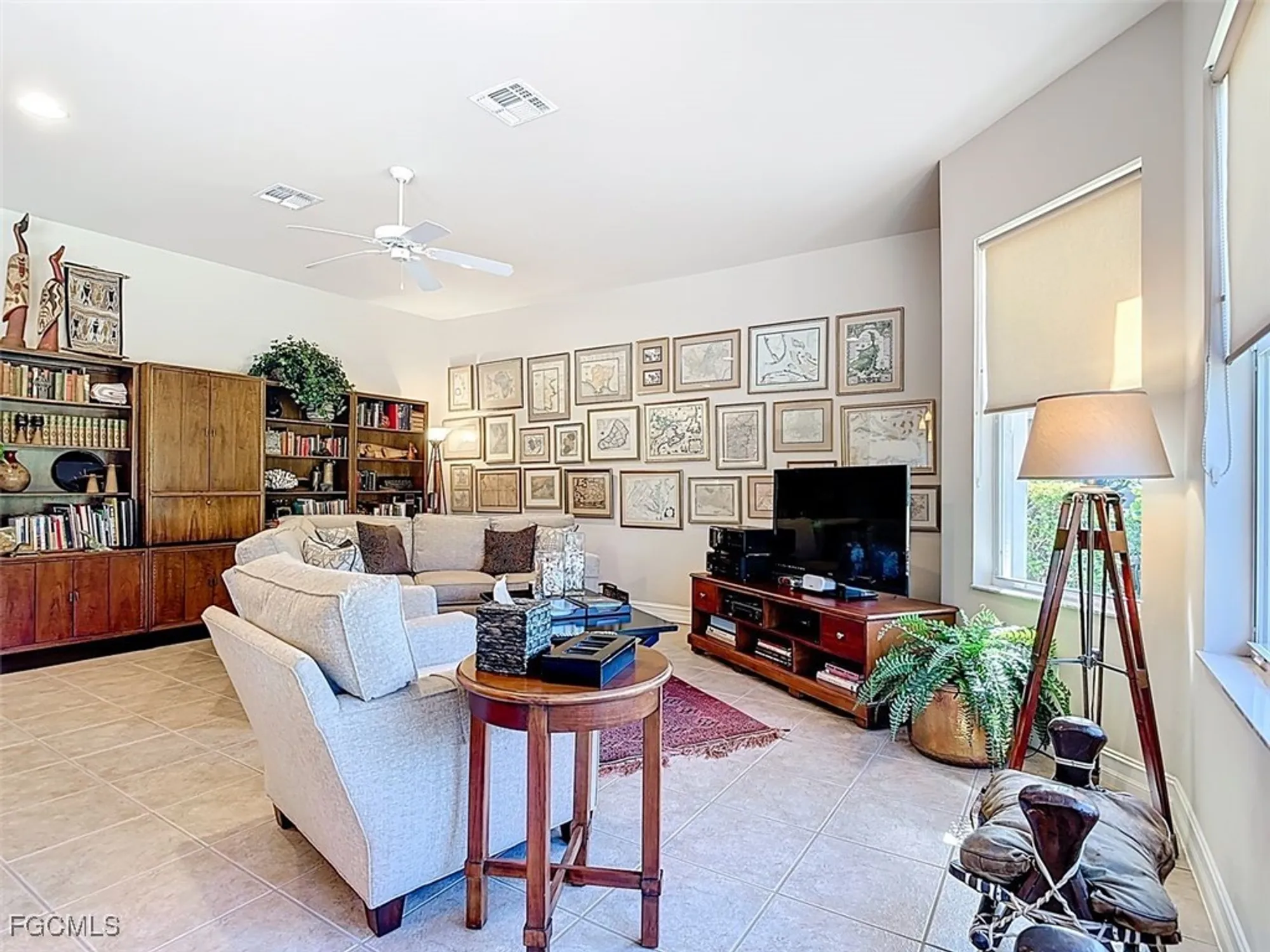Property Slideshow image 21 of 50 | 11142 seminole palm way, Fort Myers, FL, 33966