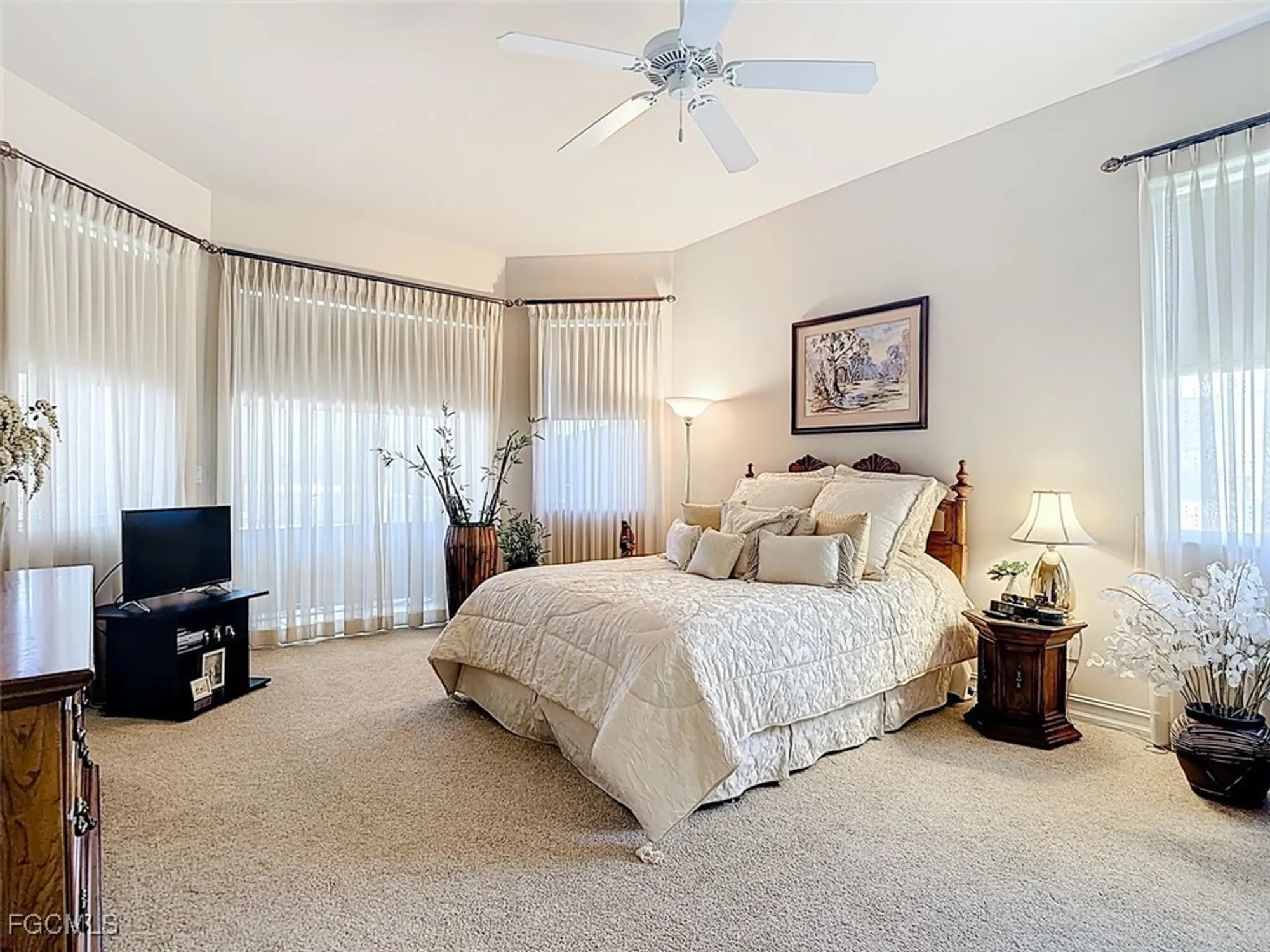 Property Slideshow image 22 of 50 | 11142 seminole palm way, Fort Myers, FL, 33966