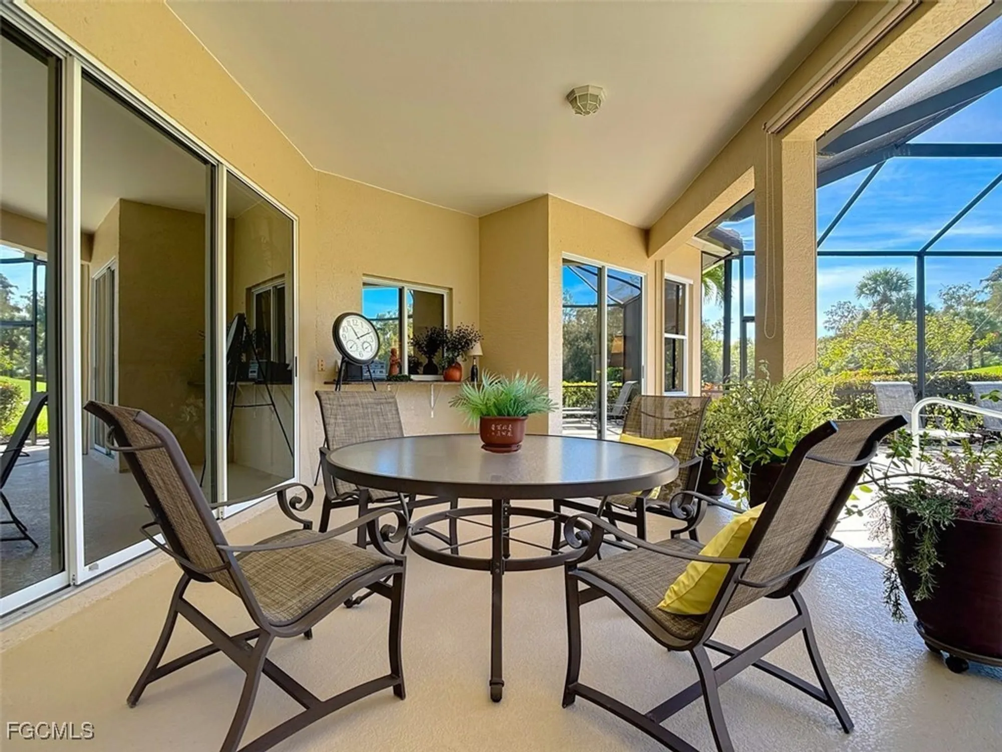 Property Slideshow image 34 of 50 | 11142 seminole palm way, Fort Myers, FL, 33966