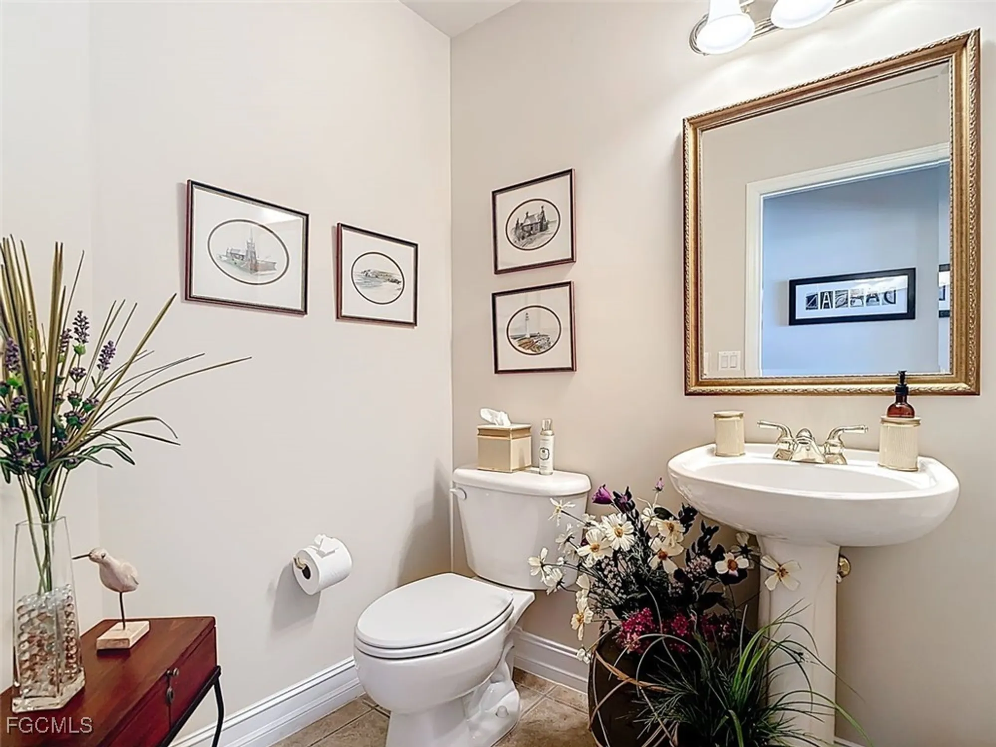 Property Slideshow image 30 of 50 | 11142 seminole palm way, Fort Myers, FL, 33966