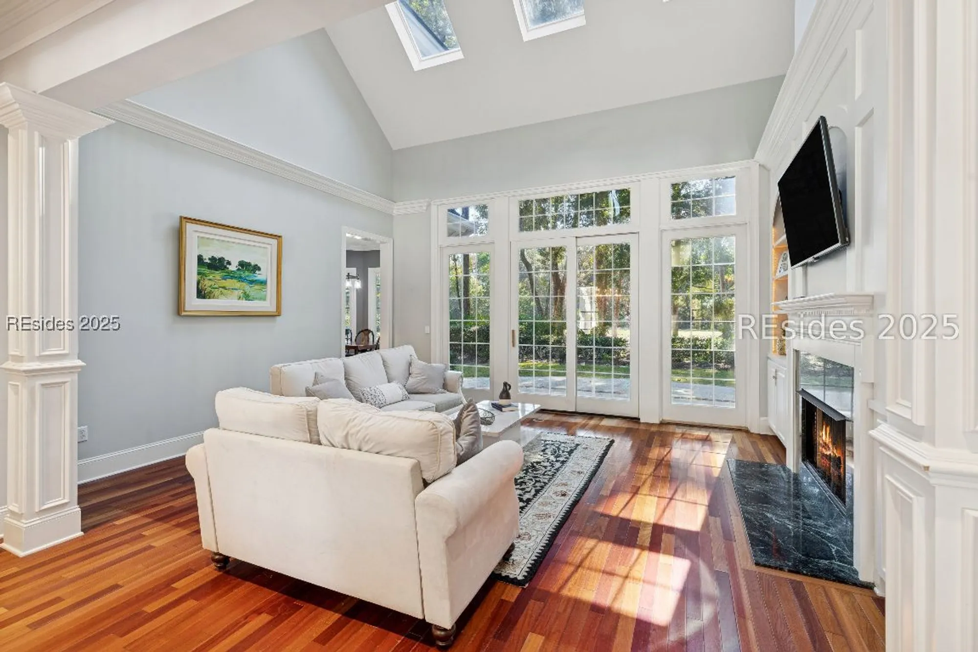 Property Slideshow image 10 of 90 | 688 colonial dr, Hilton Head Island, SC, 29926