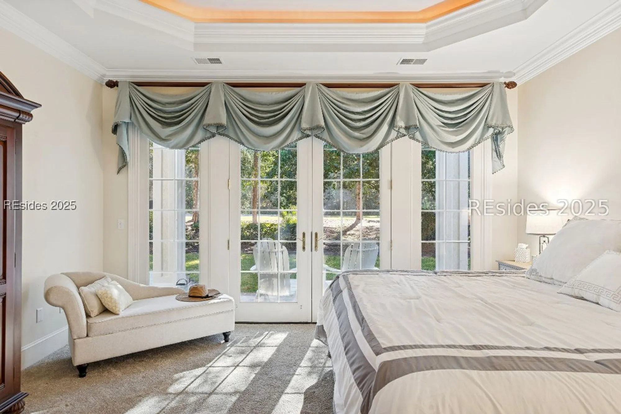 Property Slideshow image 45 of 90 | 688 colonial dr, Hilton Head Island, SC, 29926