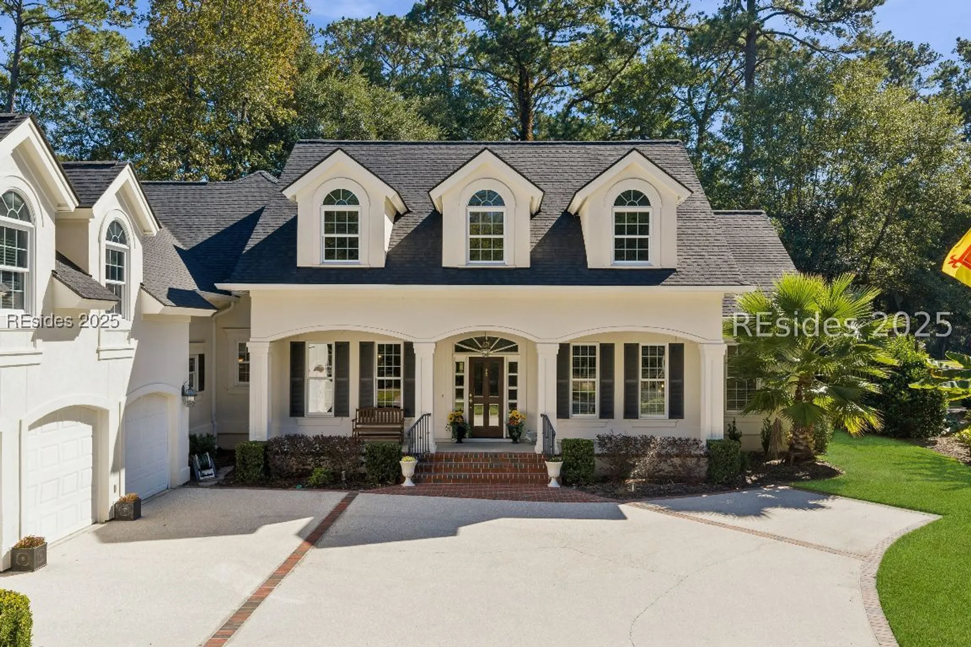 Property Slideshow image 5 of 90 | 688 colonial dr, Hilton Head Island, SC, 29926