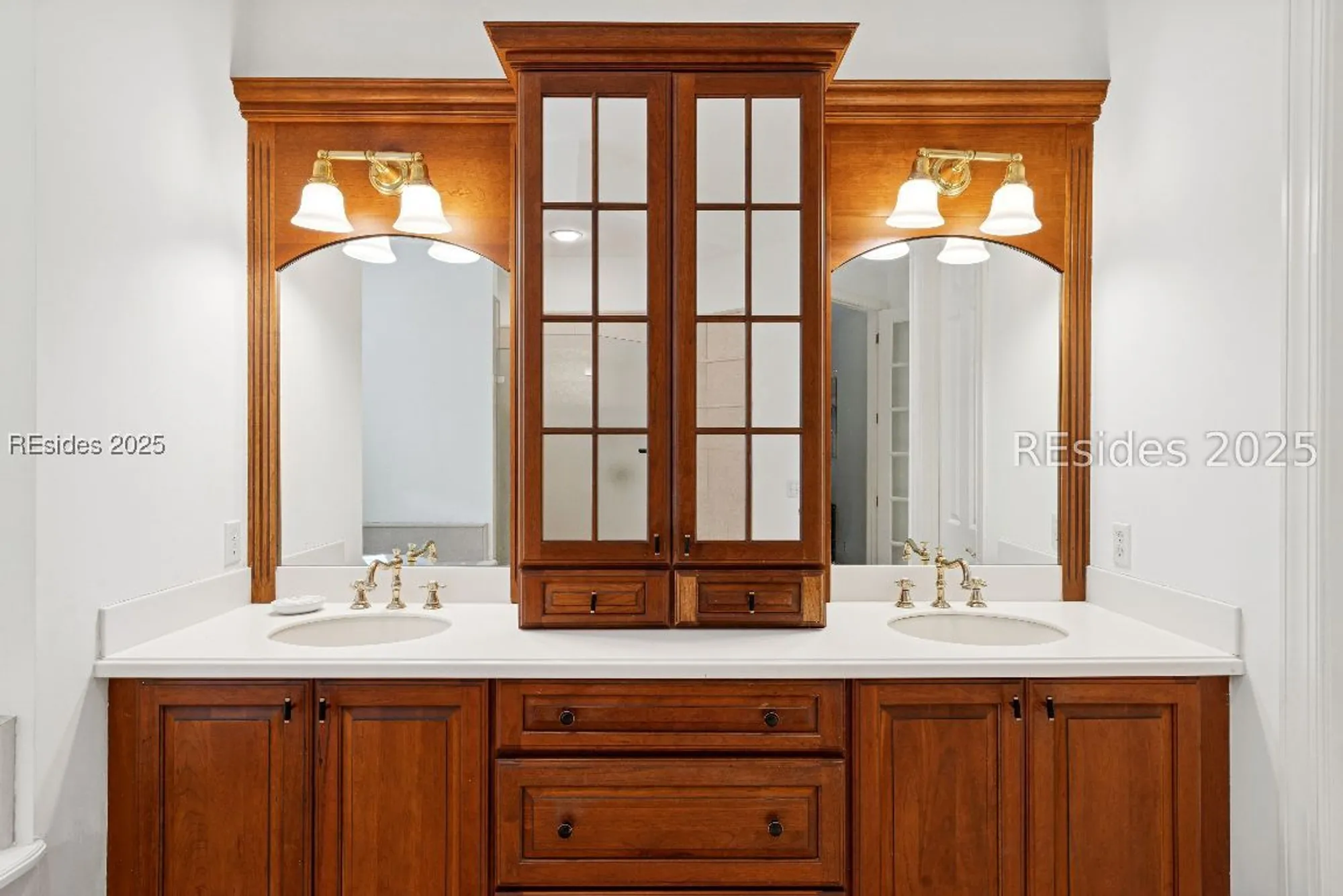 Property Slideshow image 51 of 90 | 688 colonial dr, Hilton Head Island, SC, 29926