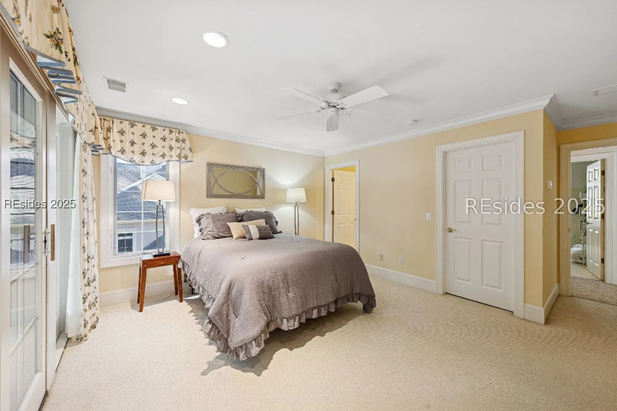 Property Slideshow image 76 of 90 | 688 colonial dr, Hilton Head Island, SC, 29926