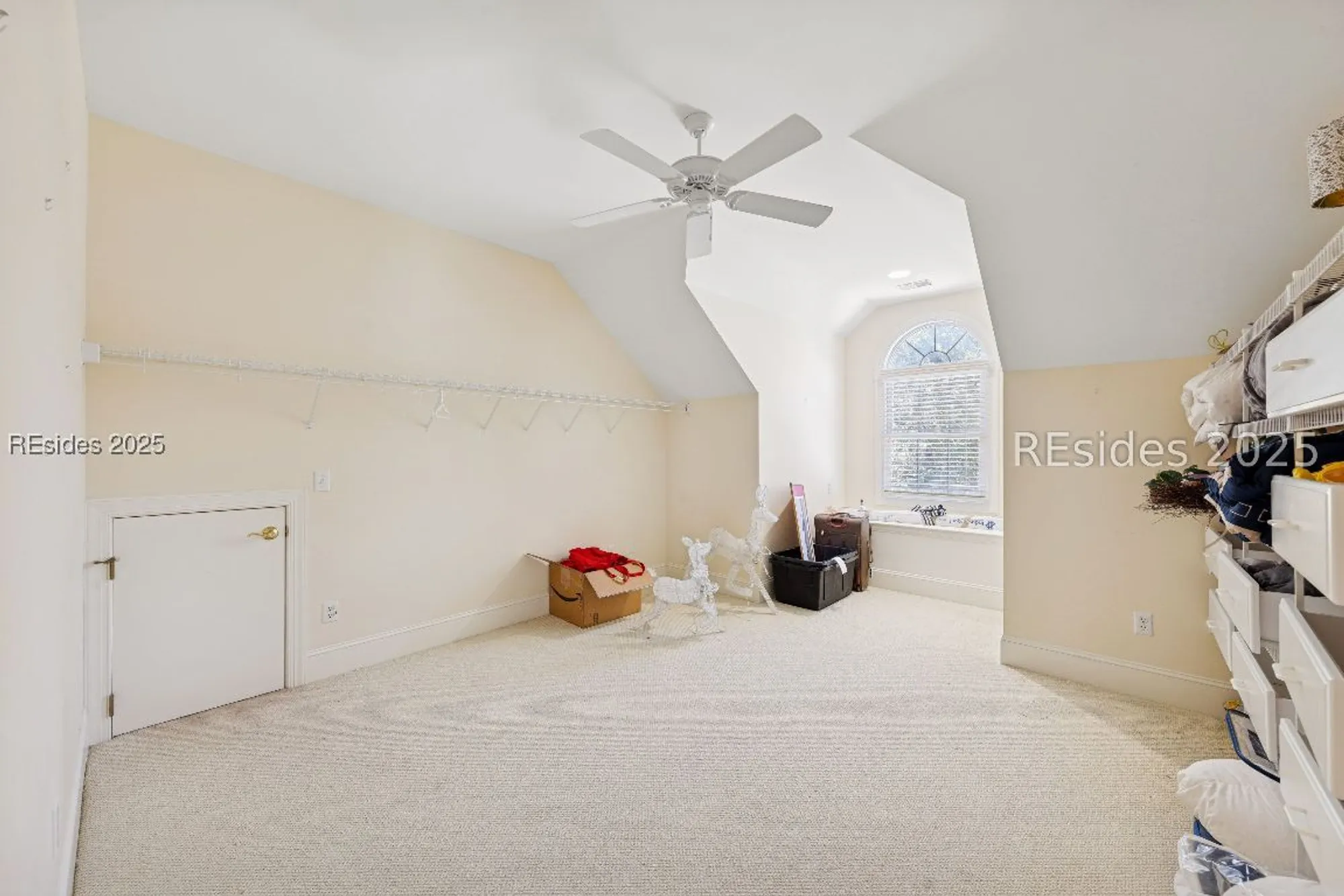 Property Slideshow image 78 of 90 | 688 colonial dr, Hilton Head Island, SC, 29926