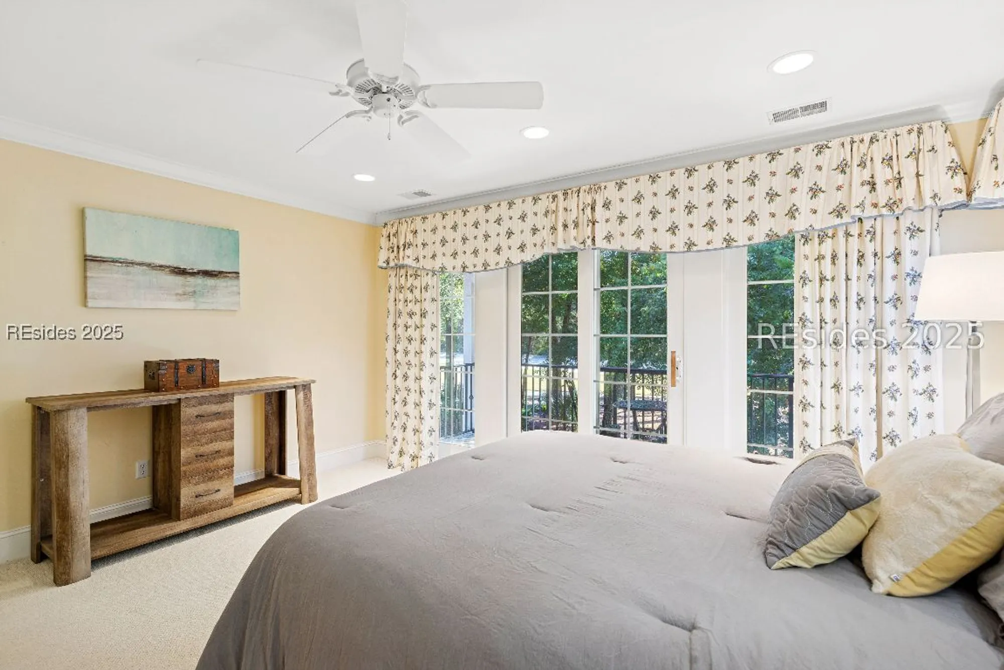 Property Slideshow image 73 of 90 | 688 colonial dr, Hilton Head Island, SC, 29926