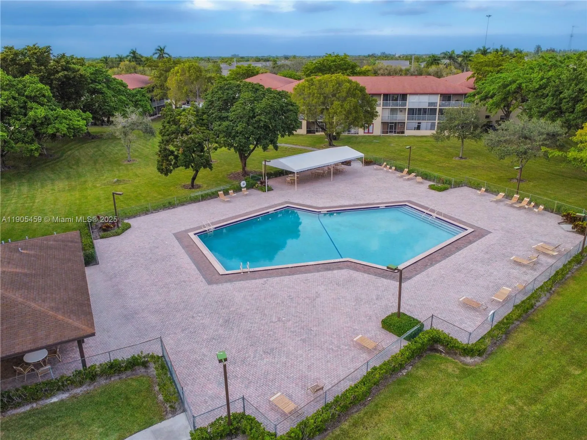 Property Slideshow image 17 of 17 | 13300 sw 1st st apt 109o, Pembroke Pines, FL, 33027