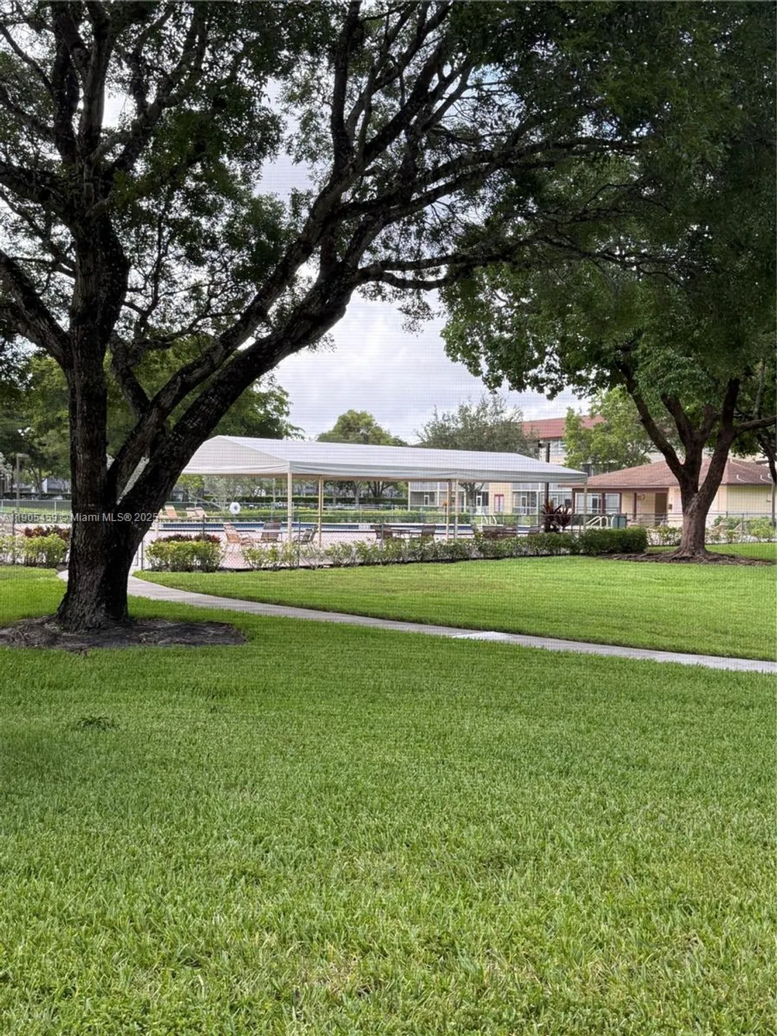 Property Slideshow image 12 of 17 | 13300 sw 1st st apt 109o, Pembroke Pines, FL, 33027