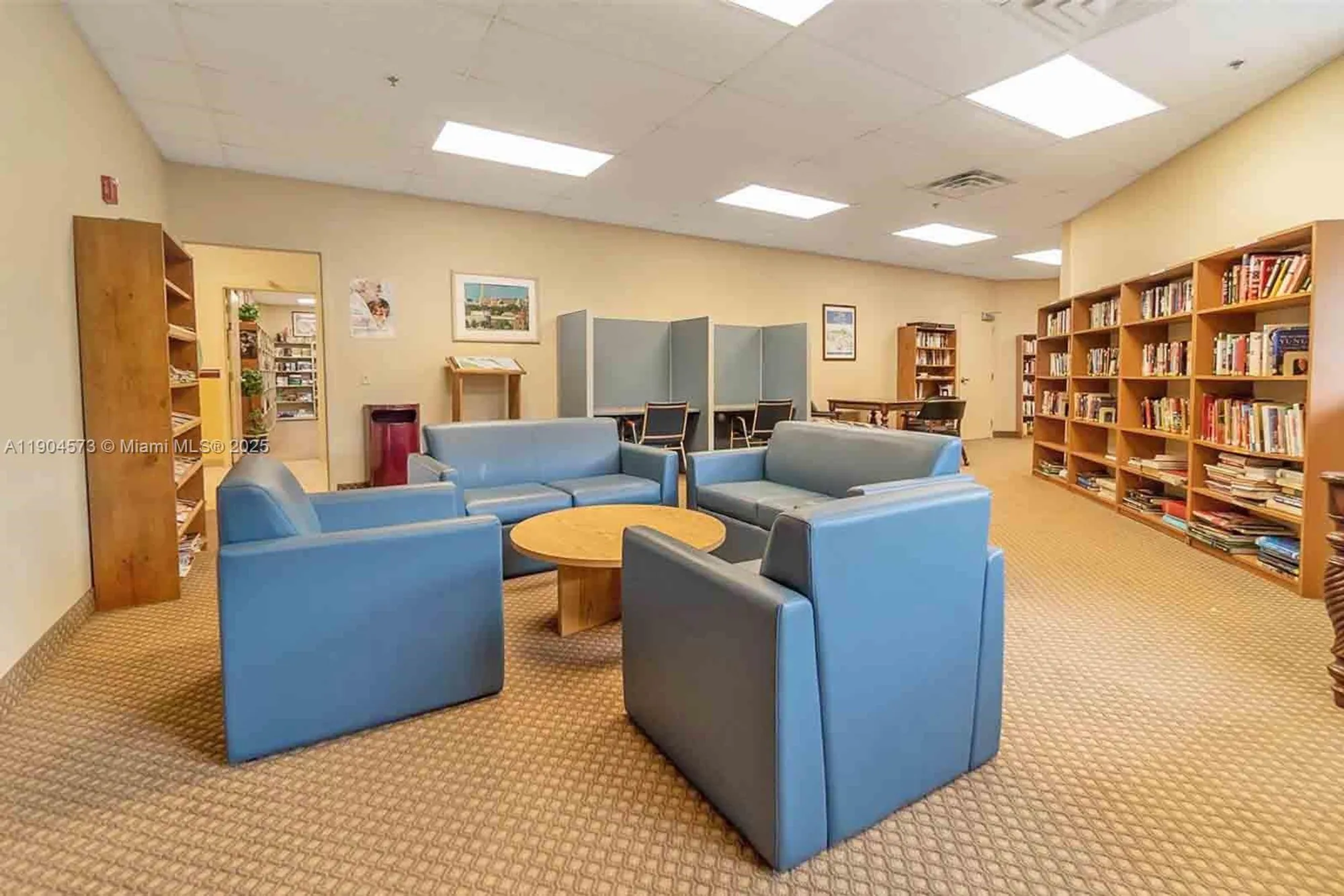 Property Slideshow image 25 of 37 | 361 s hollybrook dr 102, Pembroke Pines, FL, 33025