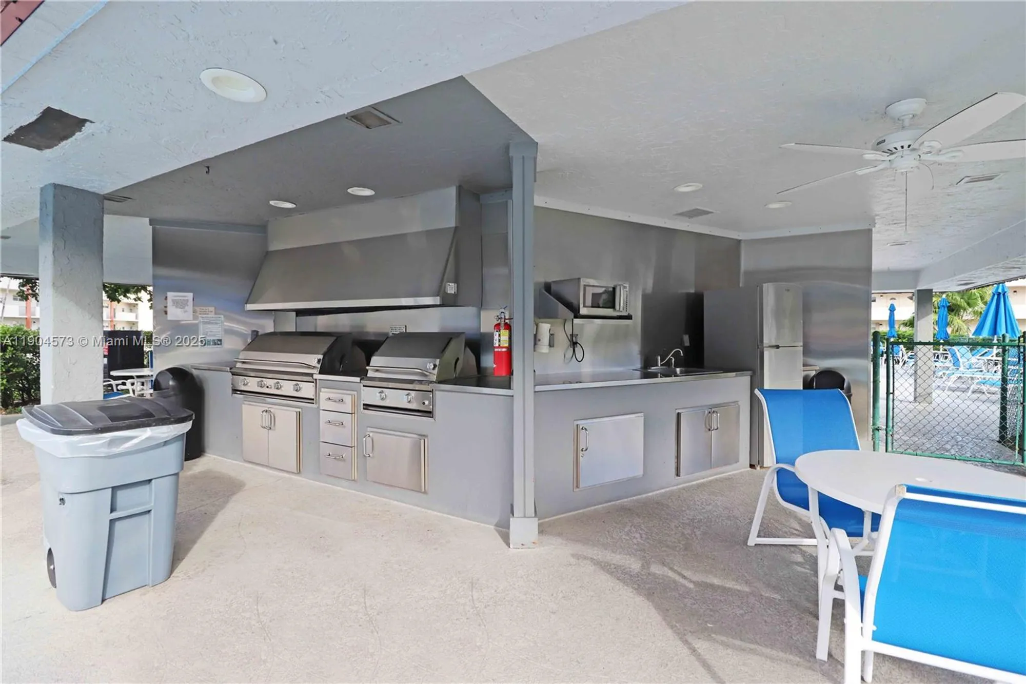 Property Slideshow image 23 of 37 | 361 s hollybrook dr 102, Pembroke Pines, FL, 33025