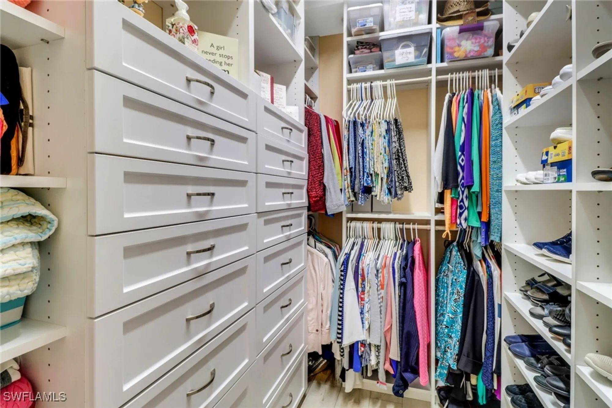 Property Slideshow image 10 of 50 | 10276 livorno dr, Fort Myers, FL, 33913